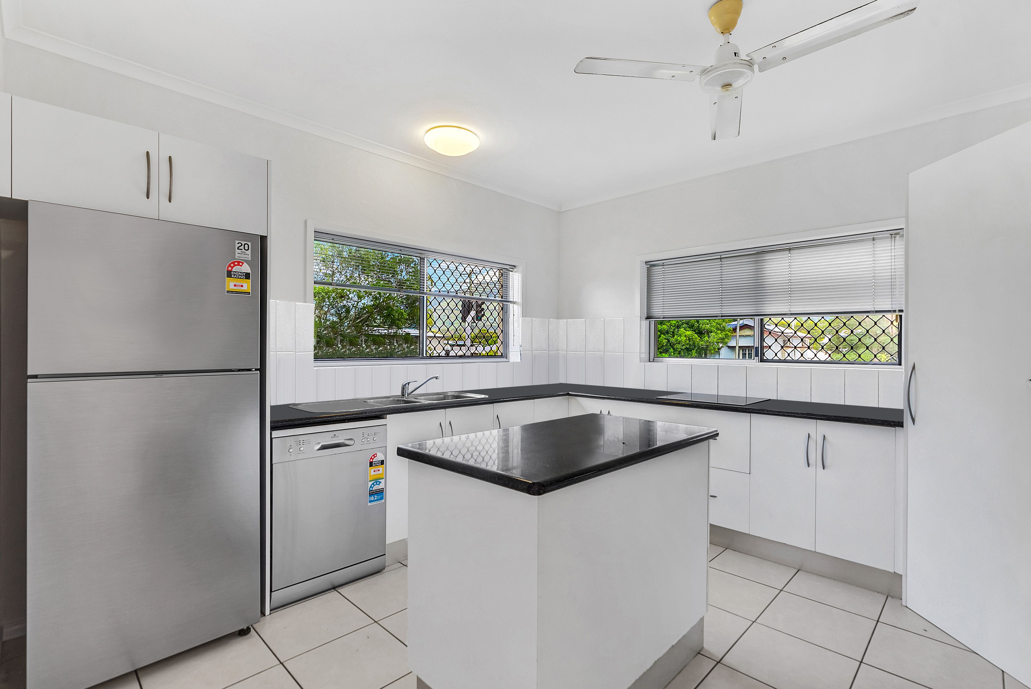 6/302-308 Pease Street, Edge Hill, QLD 4870