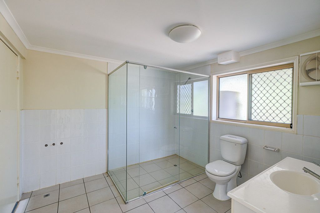 133 Waratah Drive — photo 10 of 14