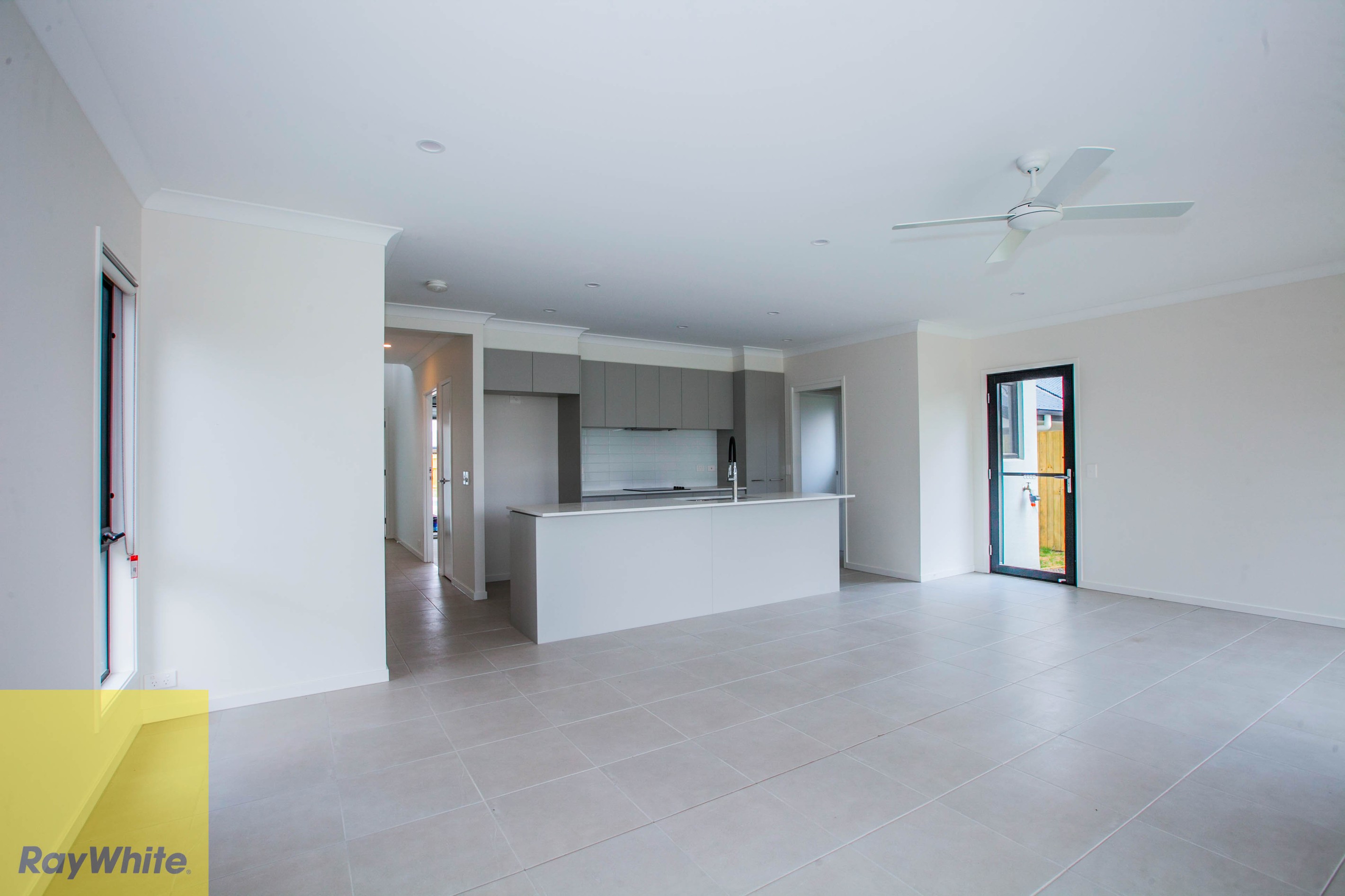 28 Dominic Place, Heathwood, QLD 4110