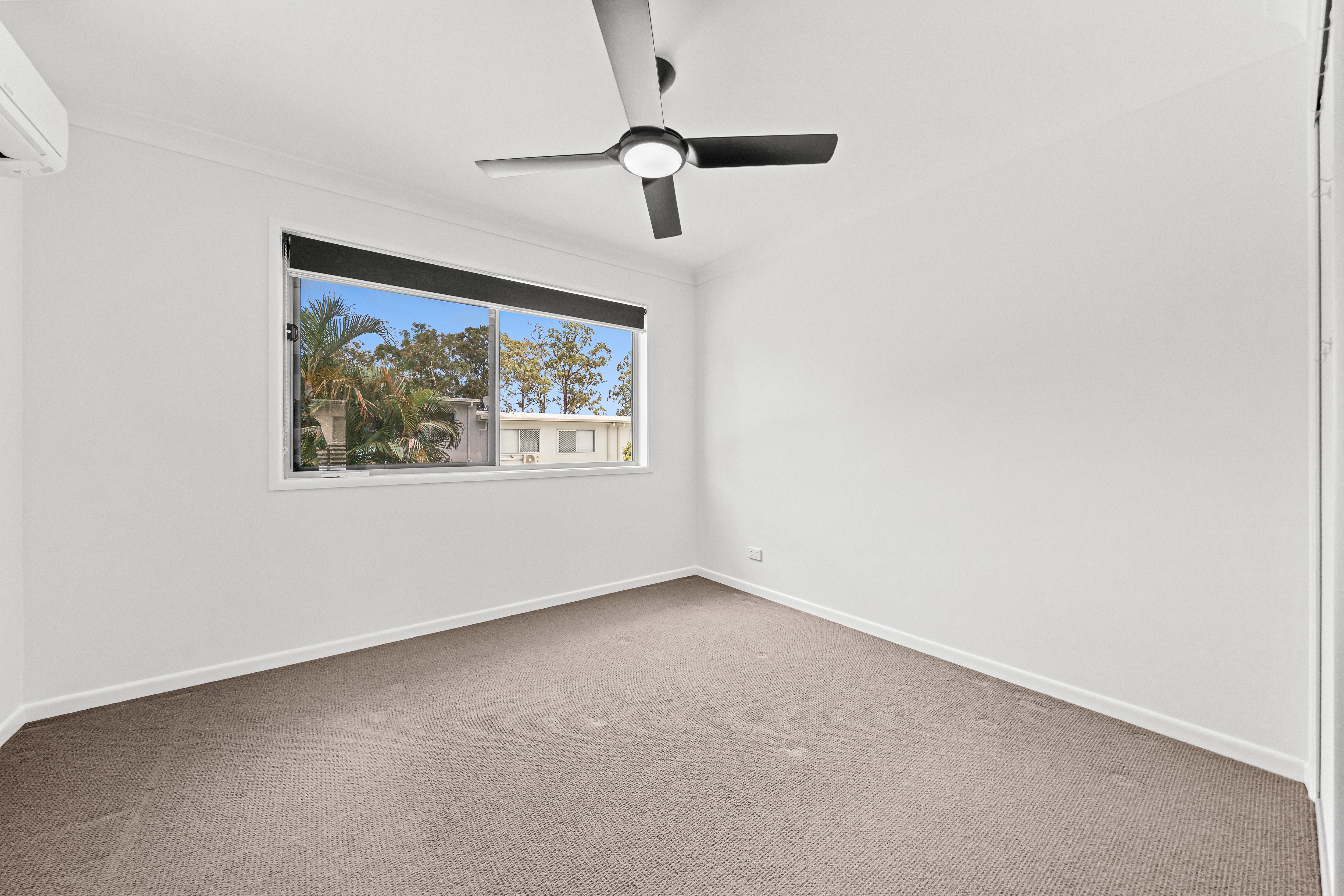 67/2 Diamantina Street — photo 13 of 30