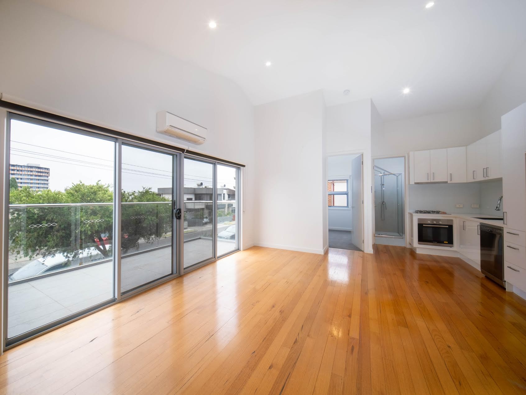 1/3 Sutherland Street, Coburg, VIC 3058