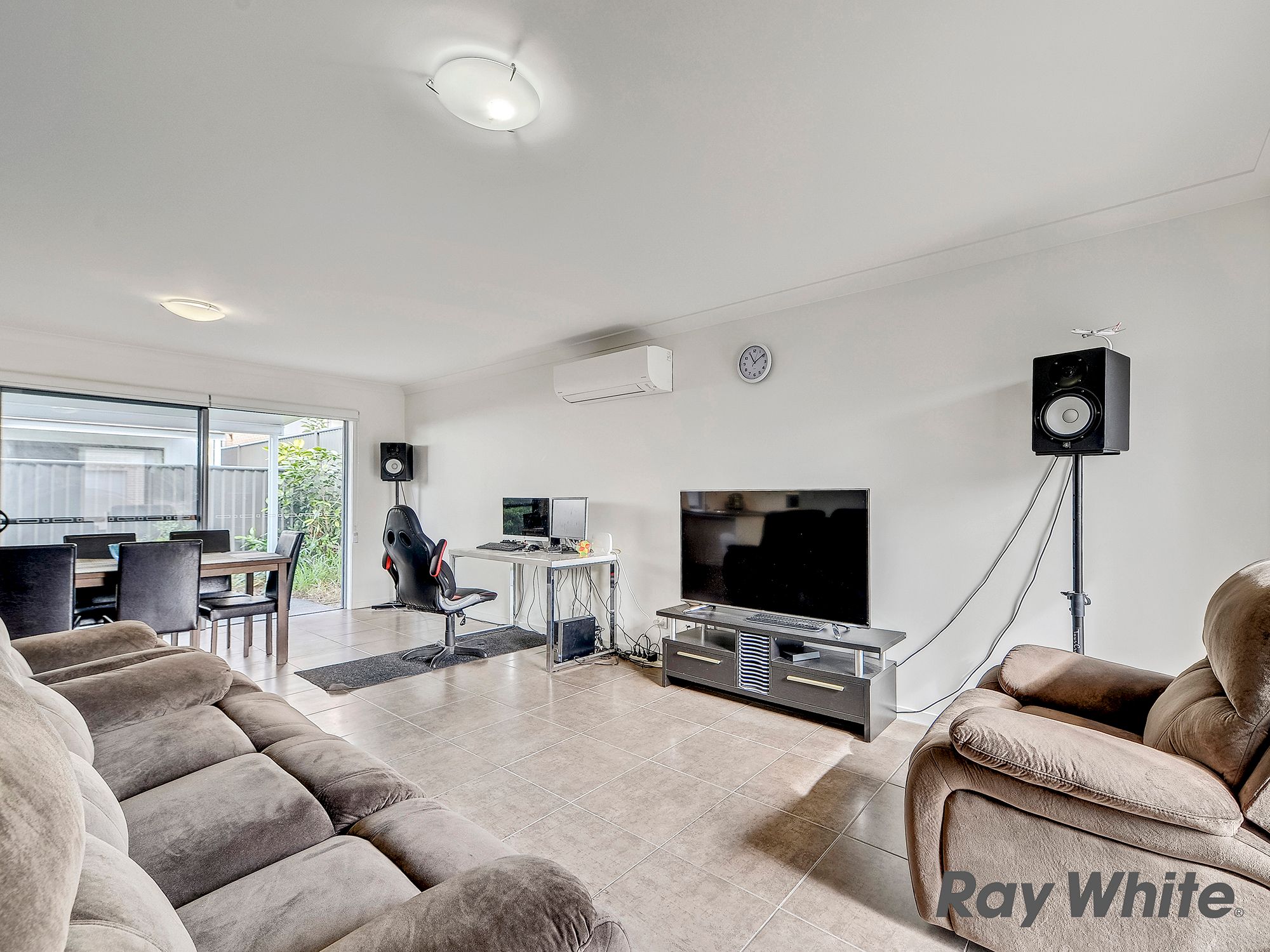 200/25 Farinazzo Street, Richlands, QLD 4077