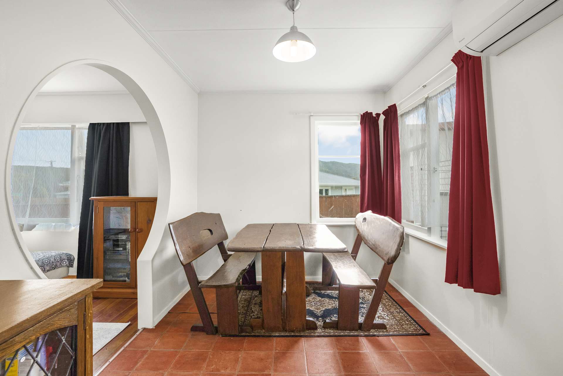 64 Russell Road photo 6