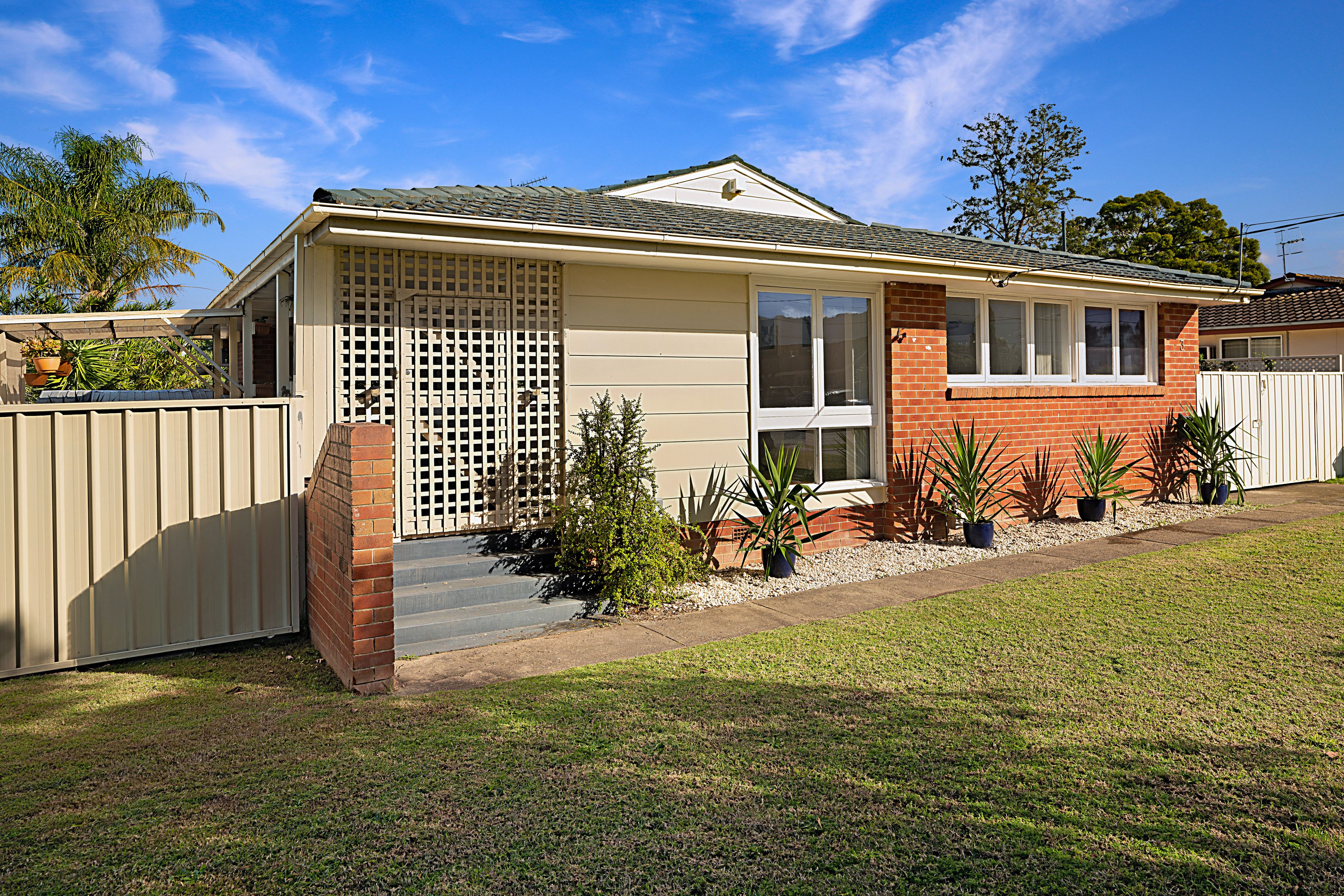3 Alfred Street, Bomaderry NSW 2541