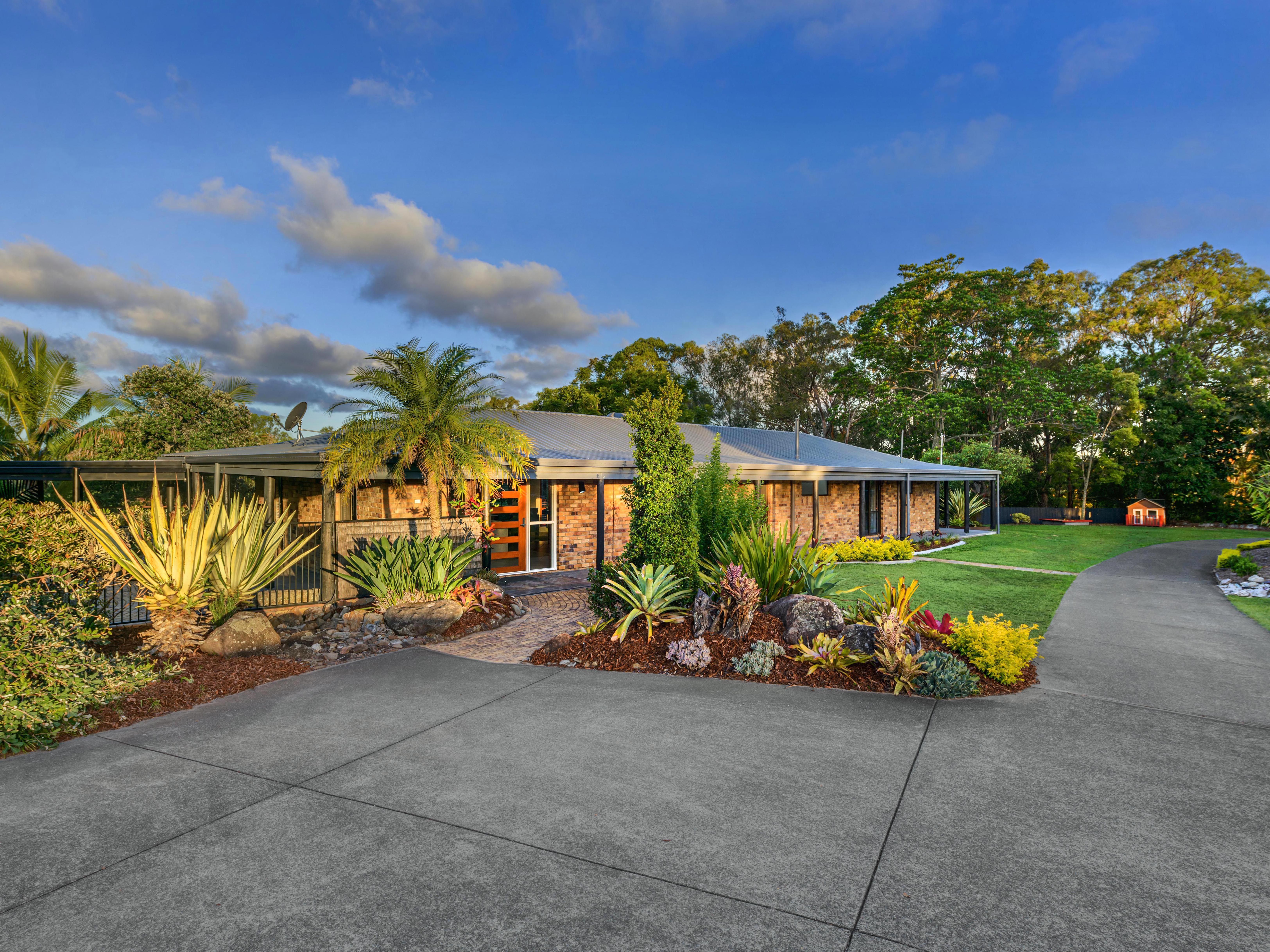 1 Stuckey Close, Willow Vale QLD 4209