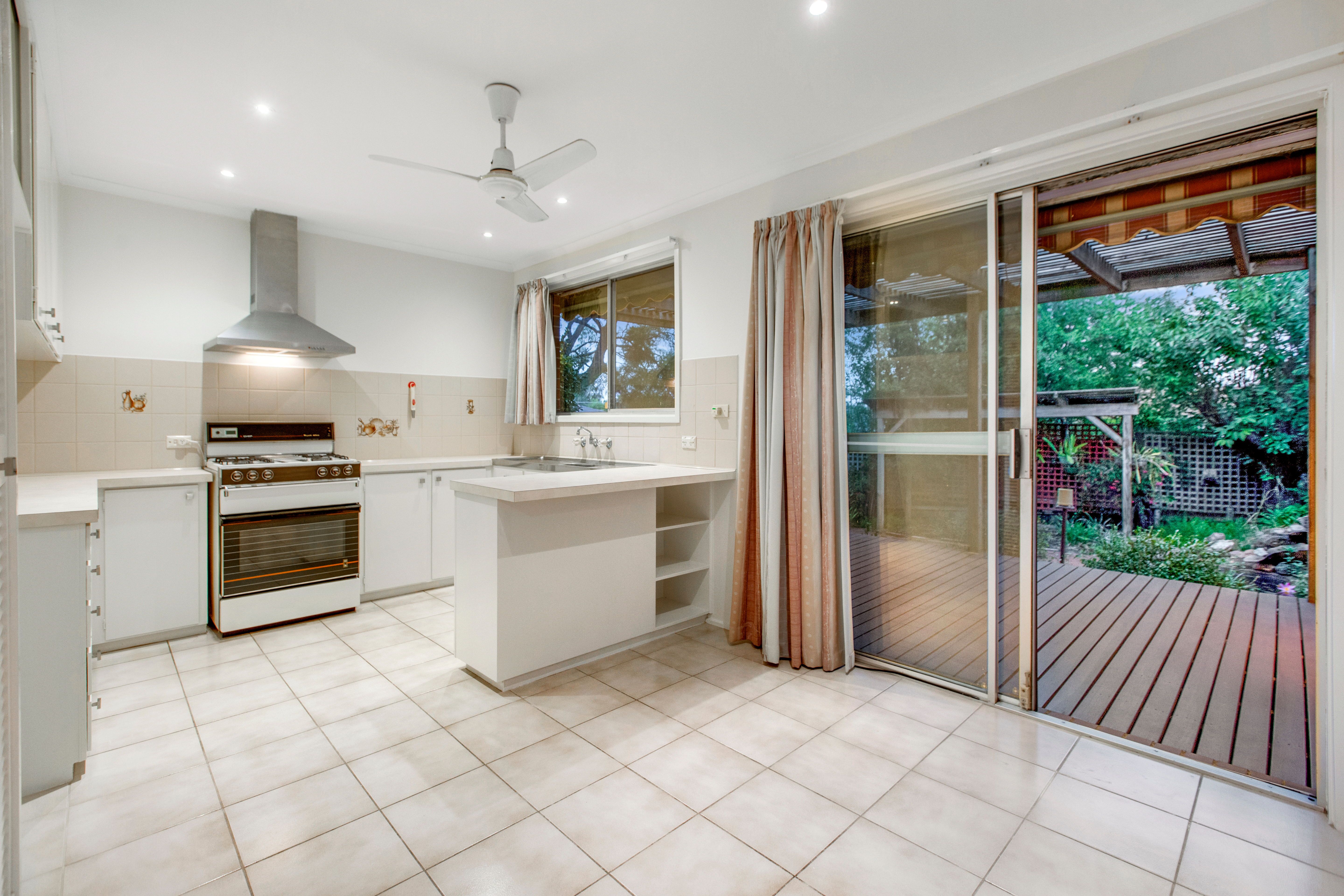 6 Giselle Court, Frankston, VIC 3199