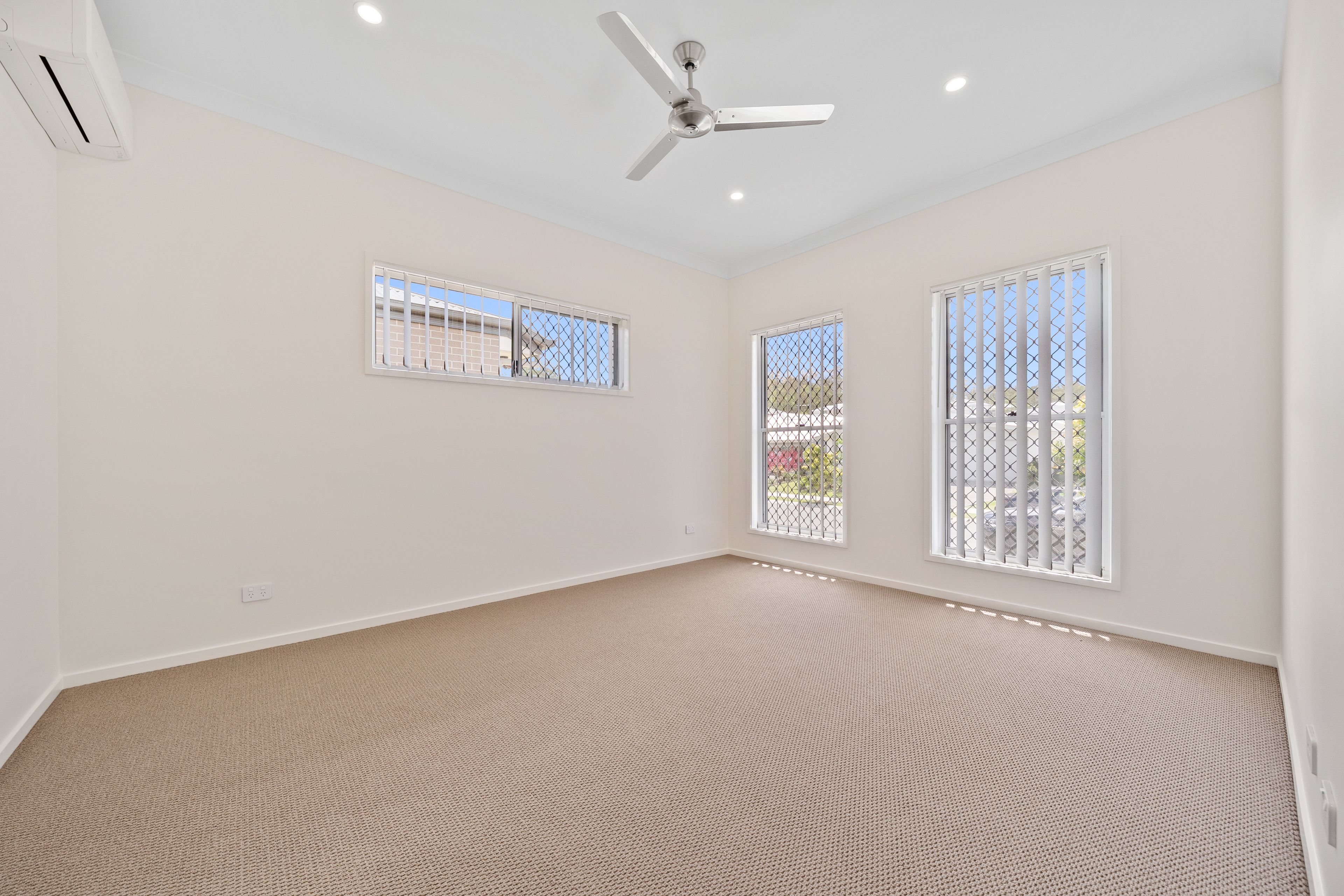 30 Bangalow Circuit, Bahrs Scrub, QLD 4207