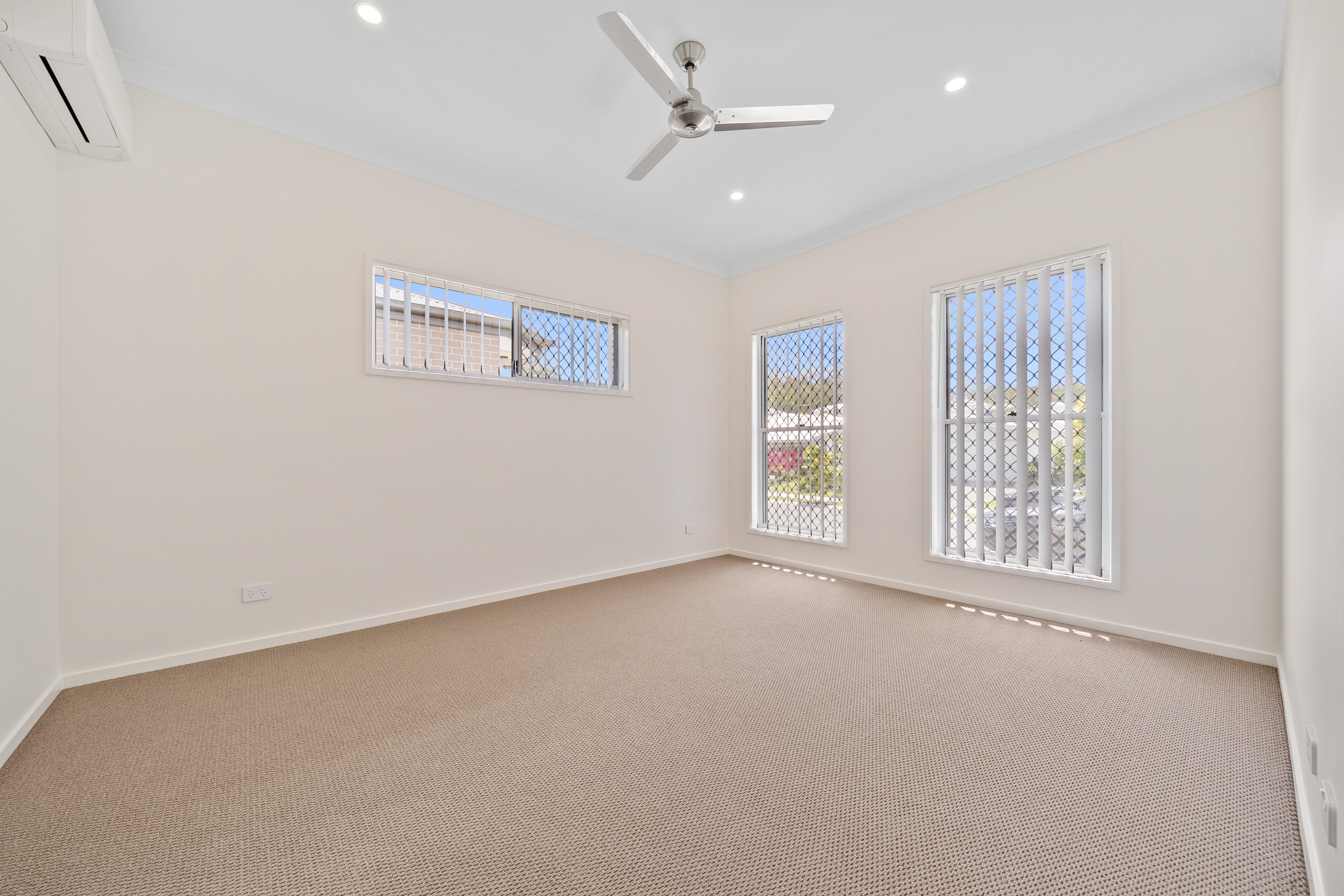 30 Bangalow Circuit, Bahrs Scrub, QLD 4207