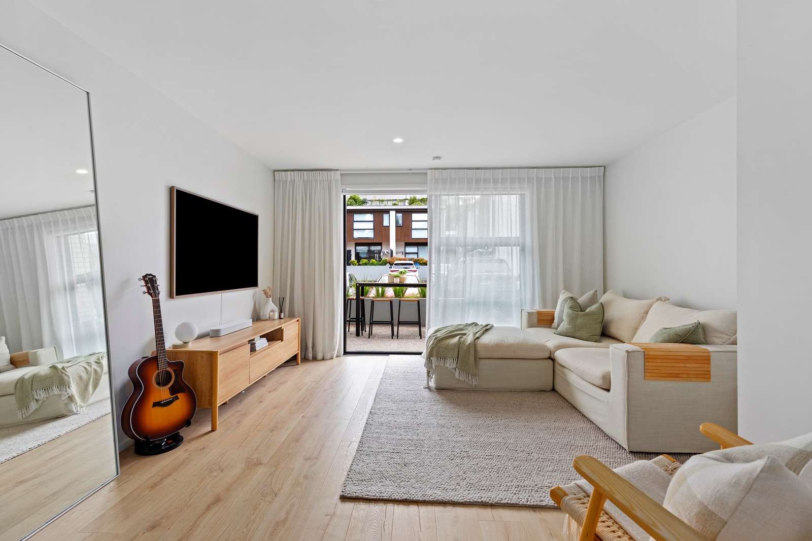 4/36 Seventh Avenue photo 7