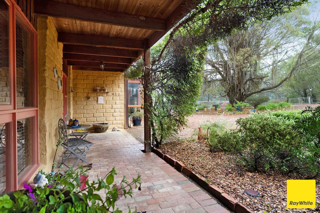 99 Harriott Road, Bywong, NSW 2621