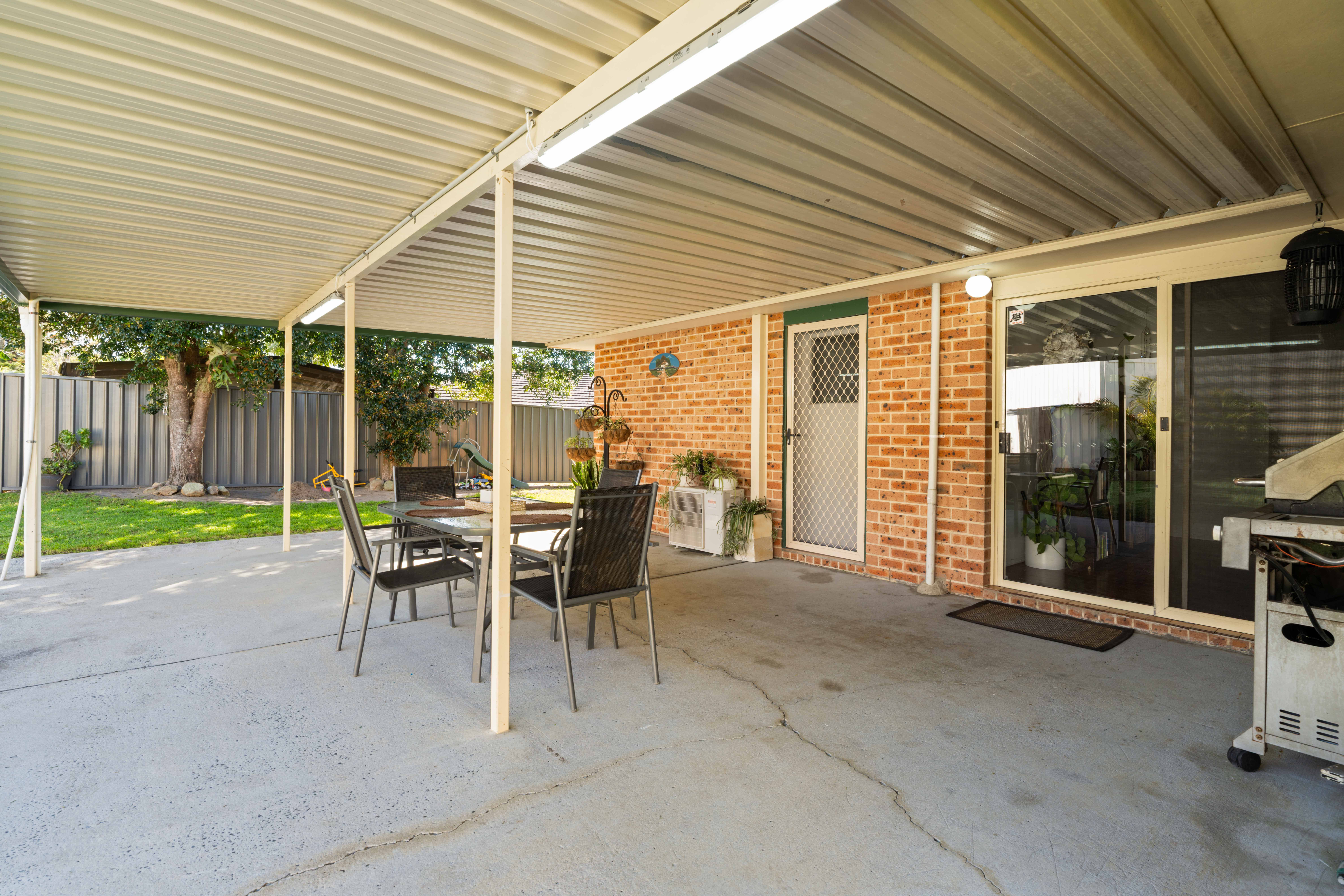 12 Hermes Crescent — photo 17 of 26