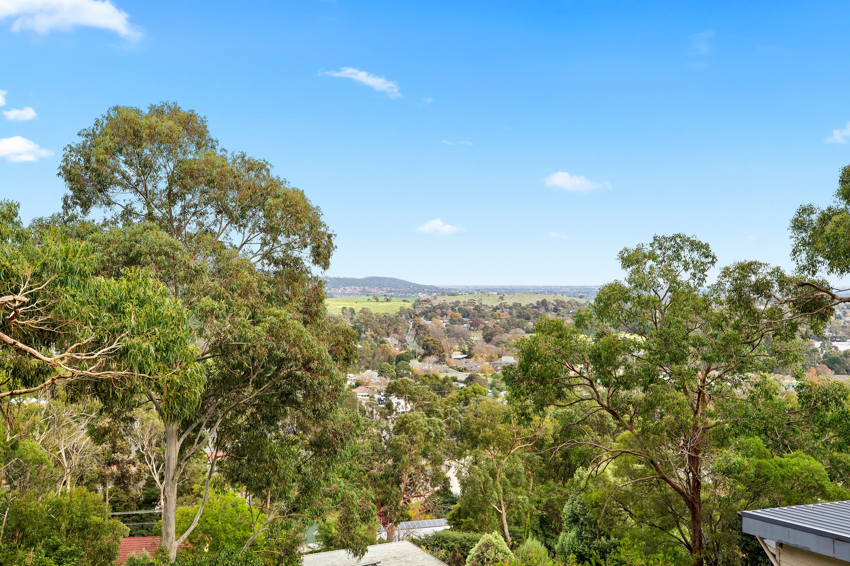 6 Barclay Avenue, Upper Ferntree Gully, VIC 3156