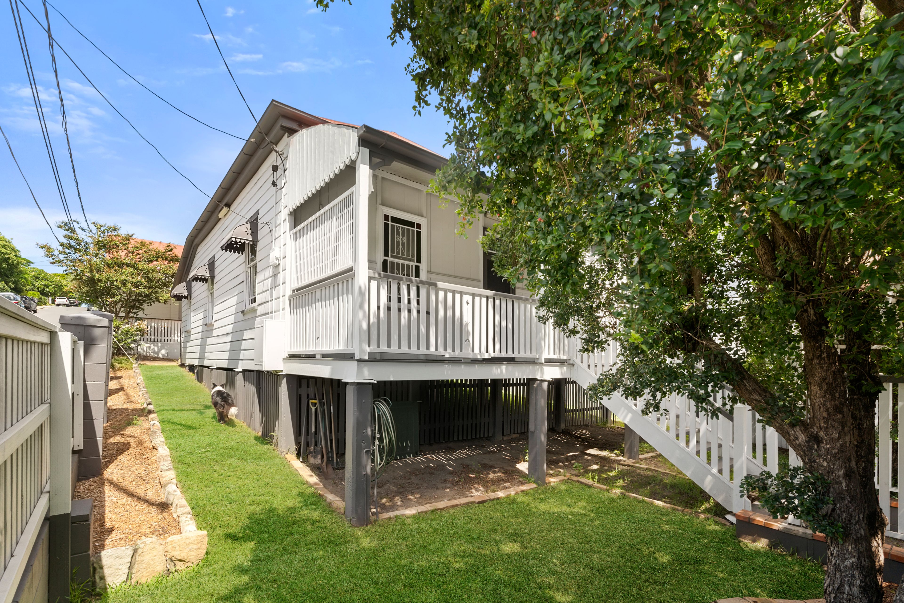 1 Creswick Street, Clayfield, QLD 4011