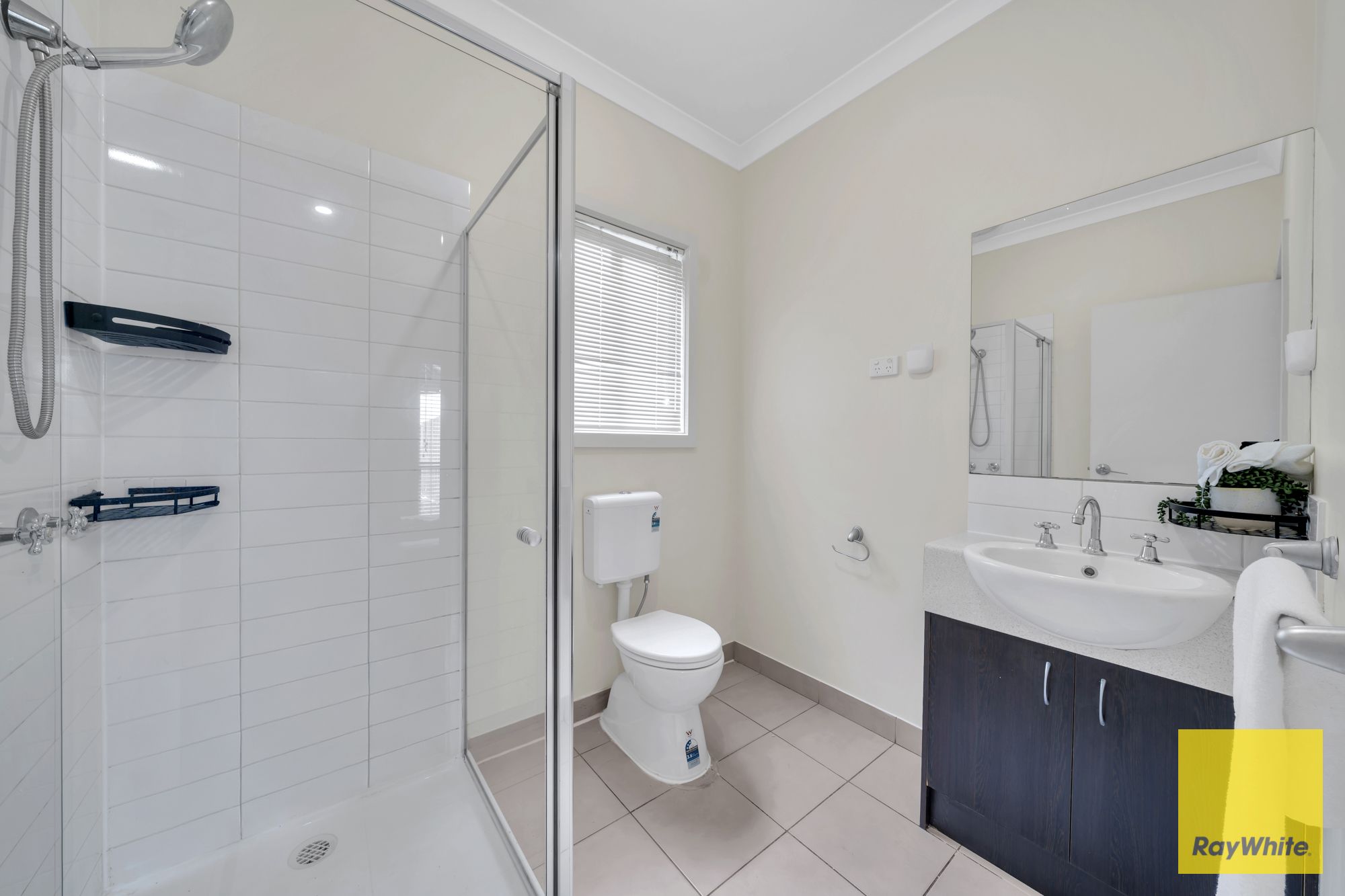 2/45 Vanderbilt Avenue — photo 13 of 24