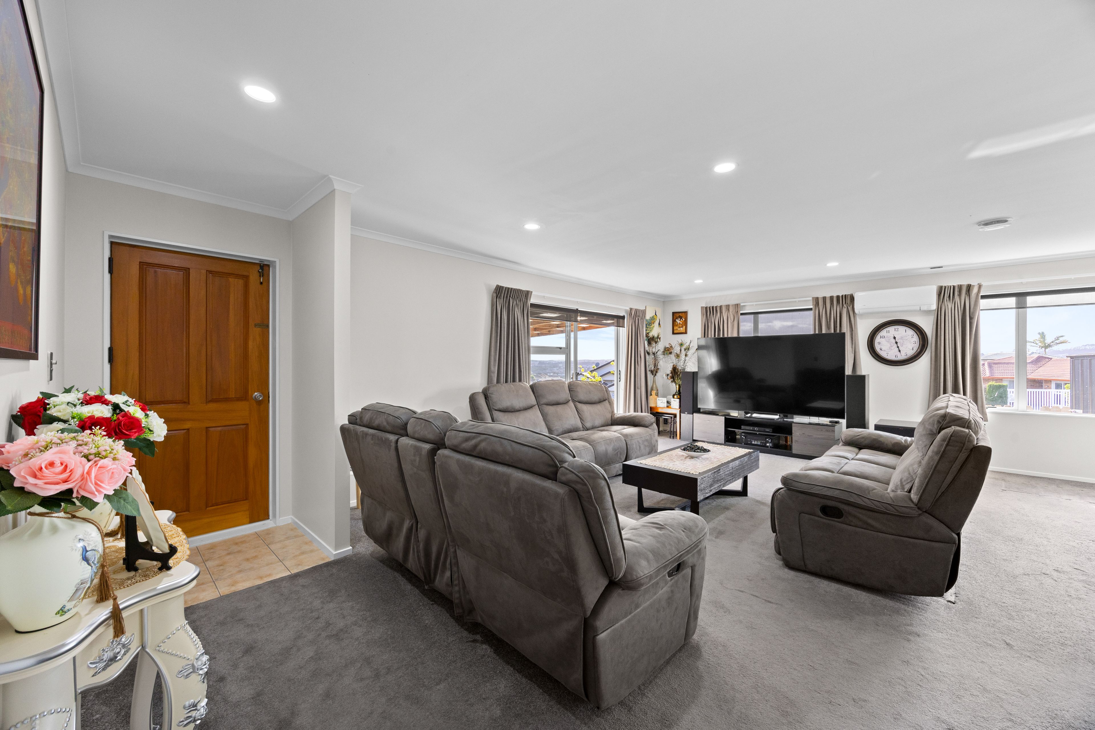 2 Libnai Avenue, Clover Park, Manukau City