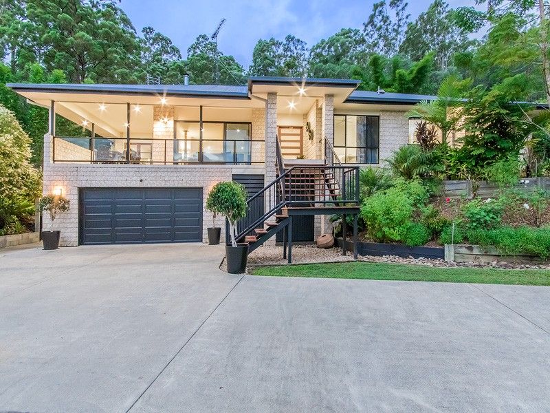 10 Glenfern Place, Bonogin, QLD 4213