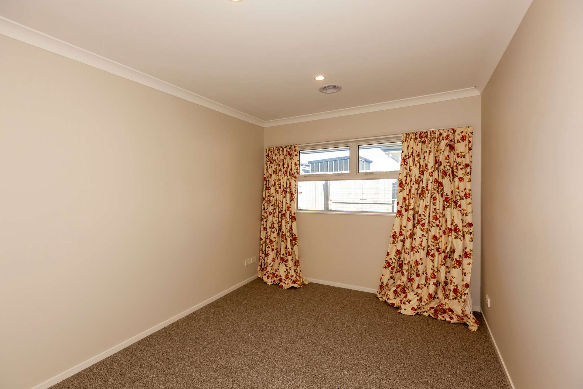 17 Taranui Way photo 8