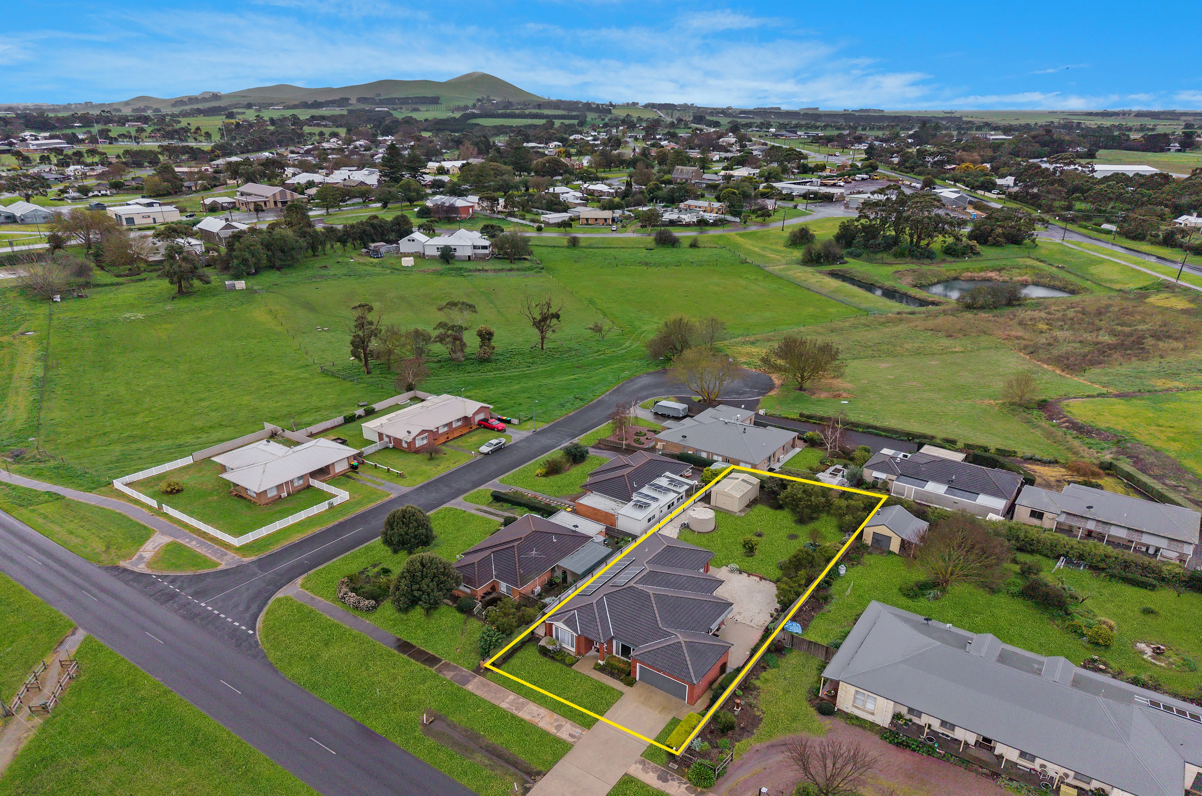 32 Jamieson Avenue, Mortlake, VIC 3272