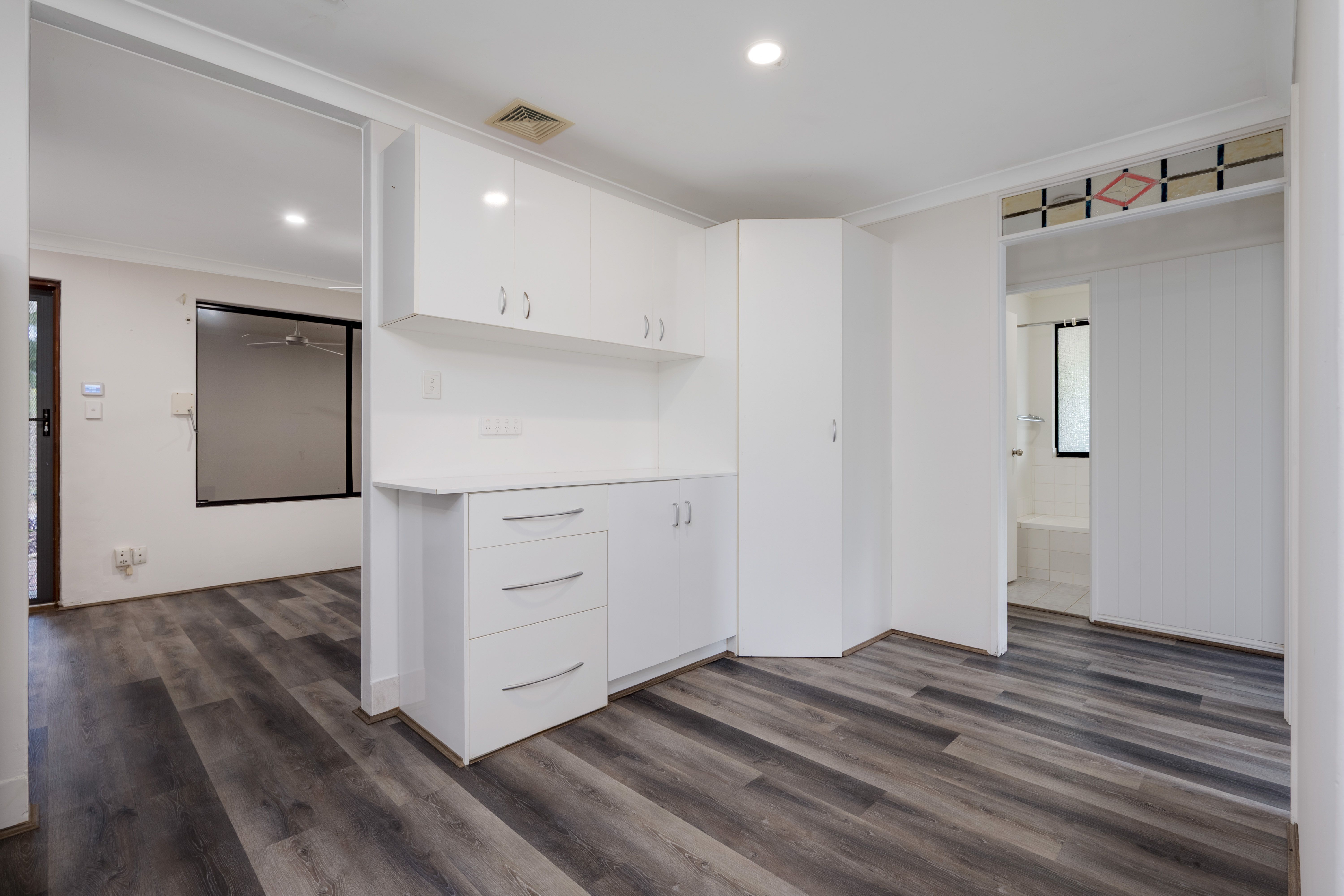 10 Gimbon Green — photo 7 of 27