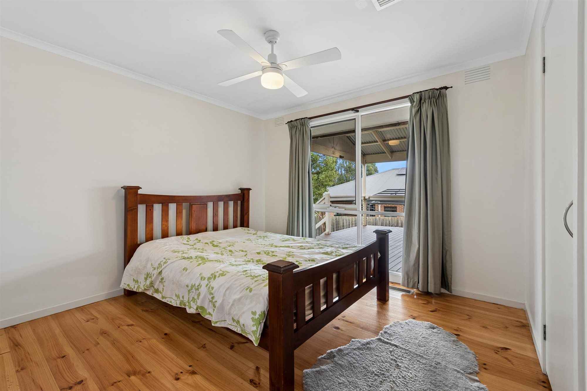 6 Olivebank Road, Ferntree Gully, VIC 3156