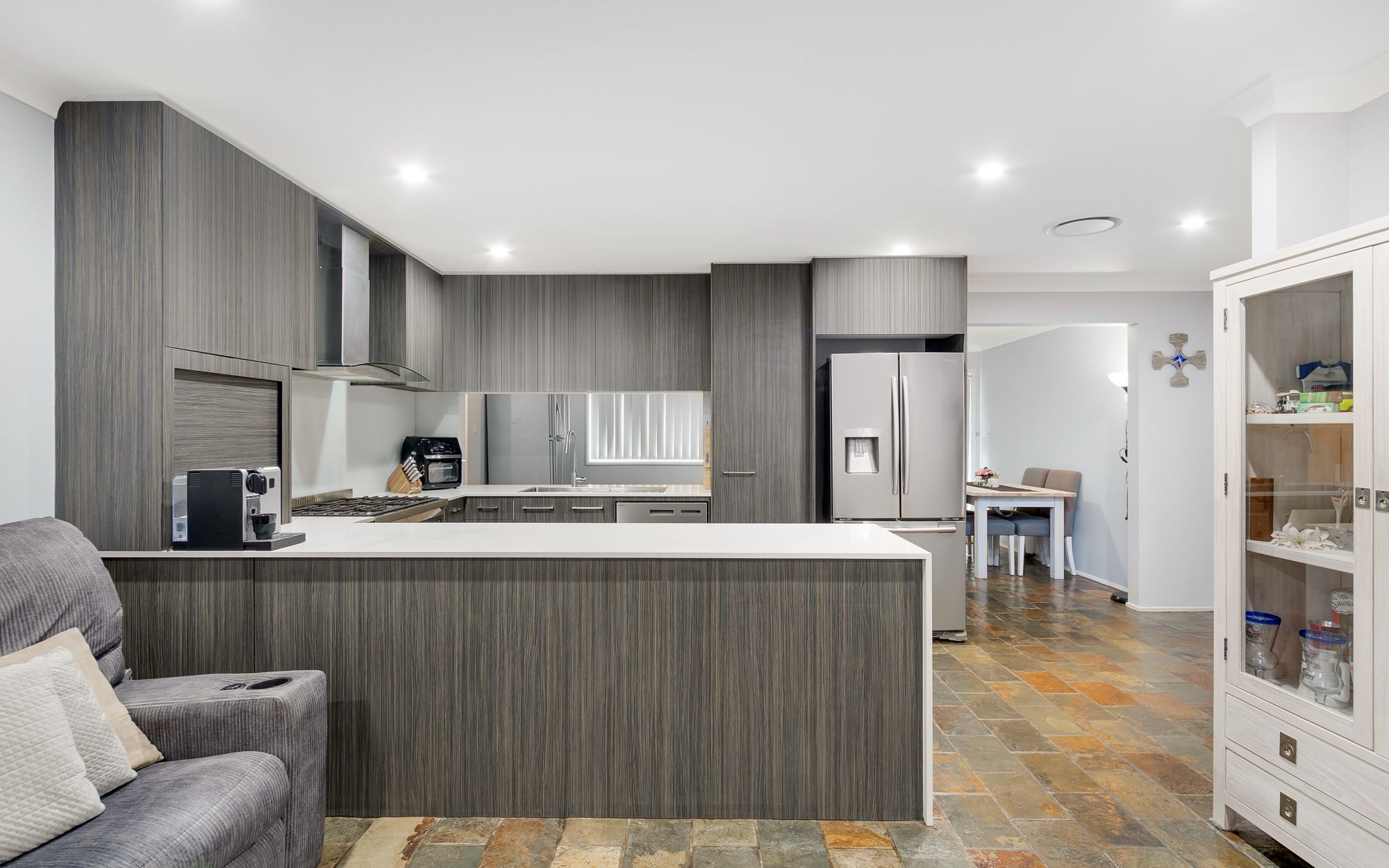 6 Gentian Avenue, Macquarie Fields, NSW 2564