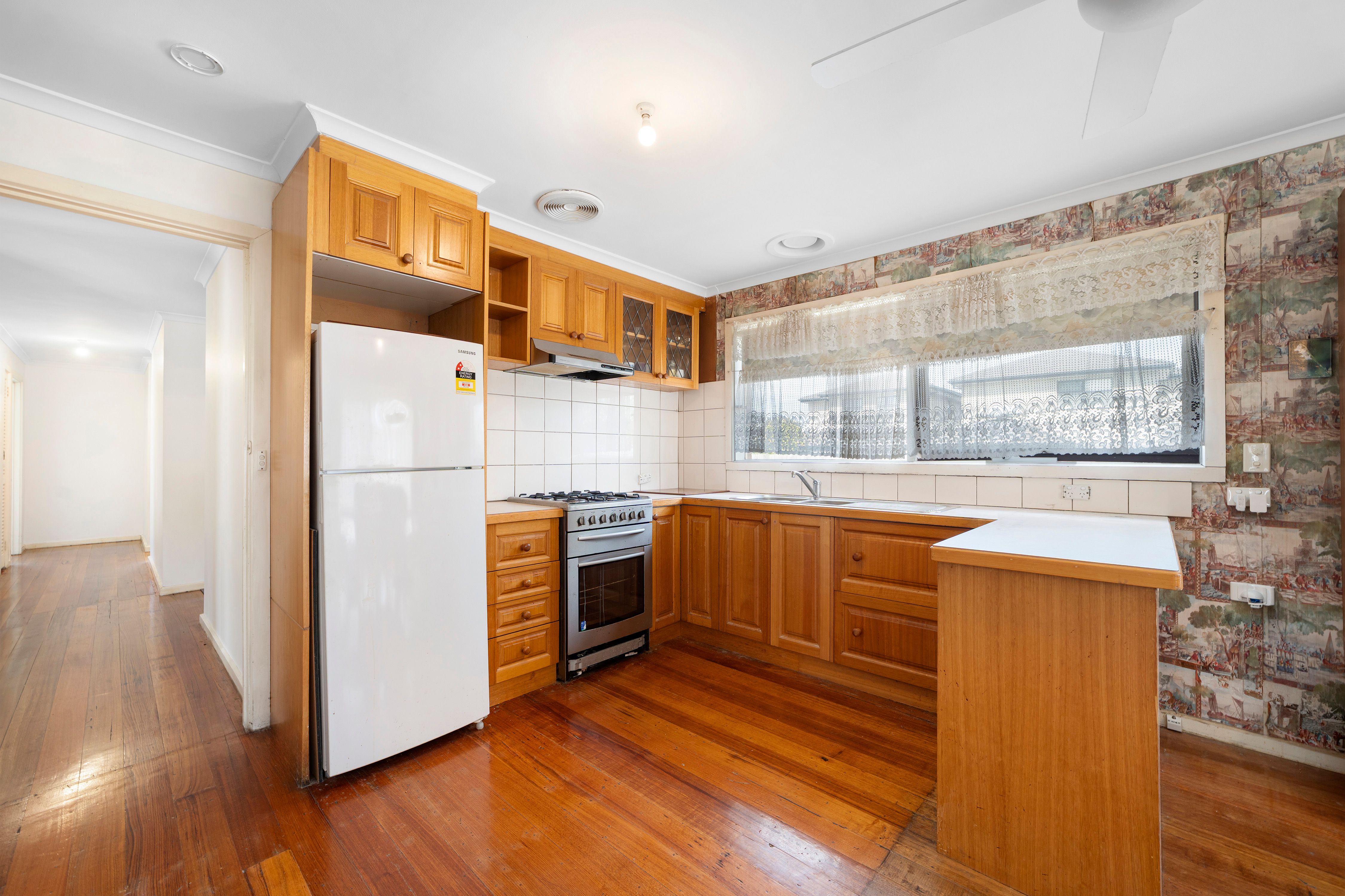 2/142 Poath Road — photo 5 of 13