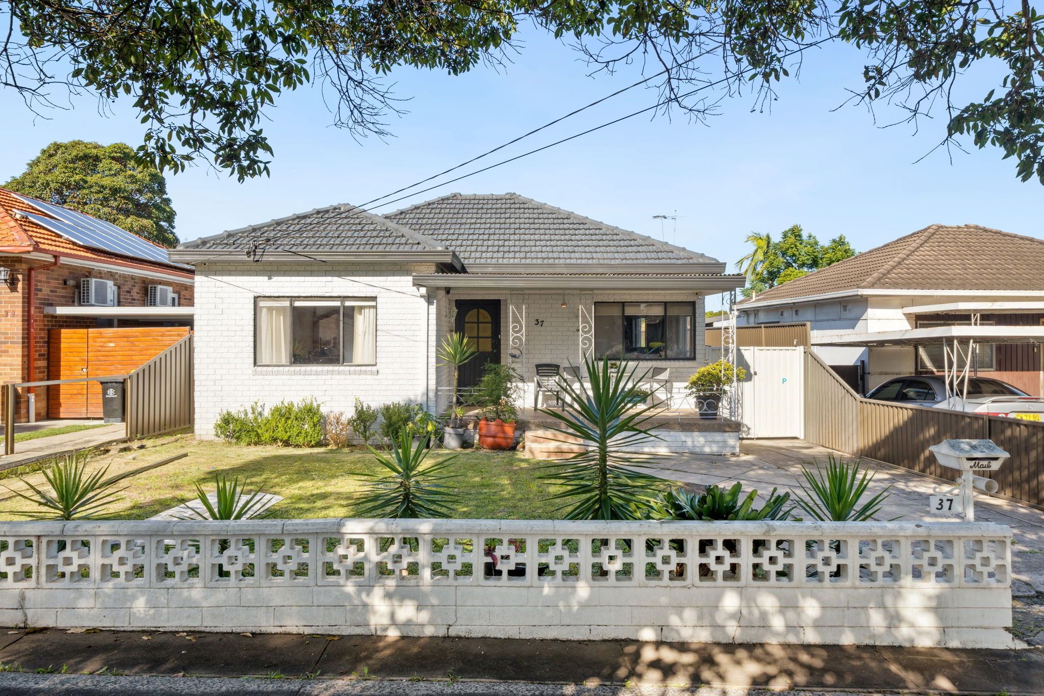 37 Carlton Parade, Punchbowl NSW 2196