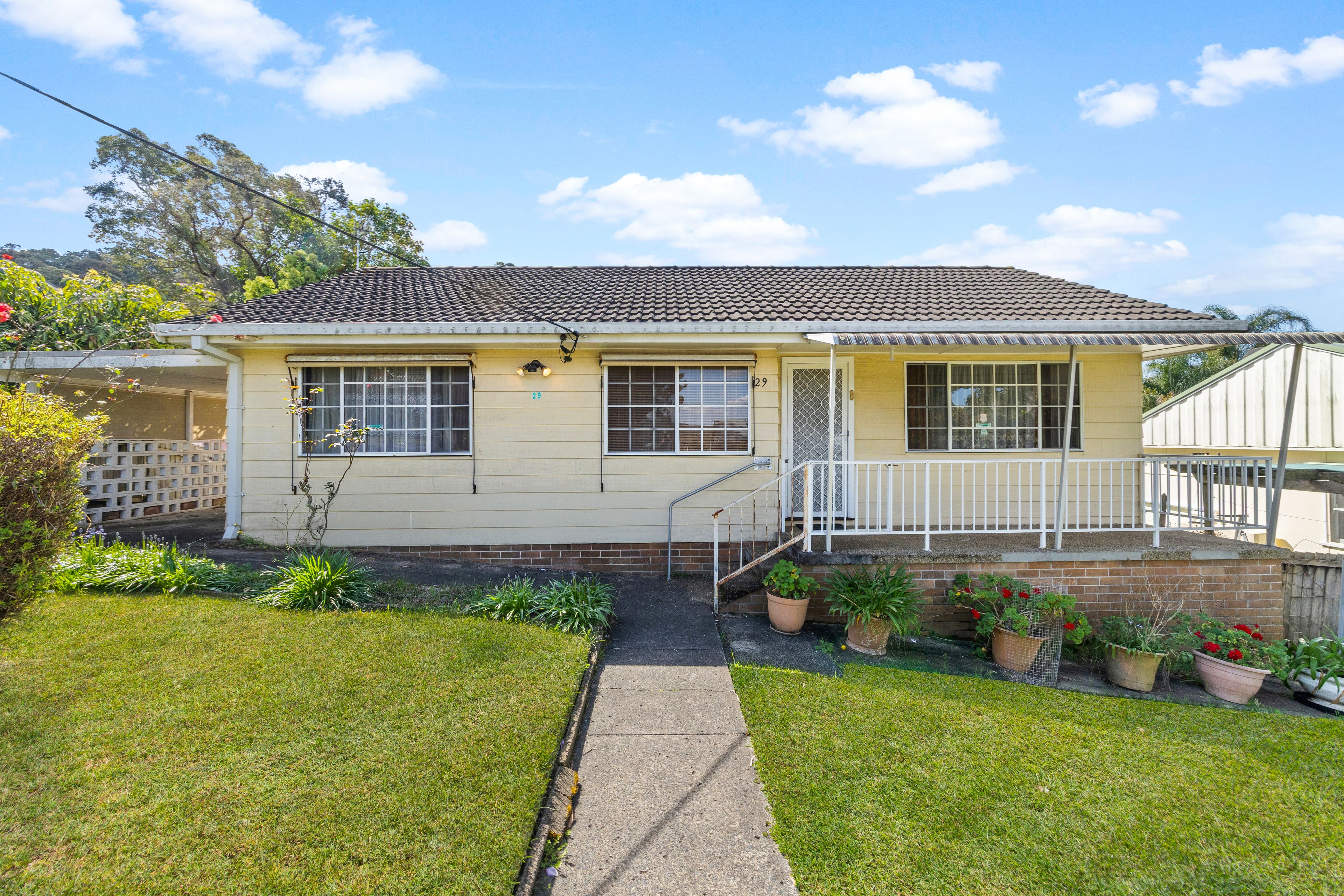 29 North Road — photo from Ray White Charmhaven