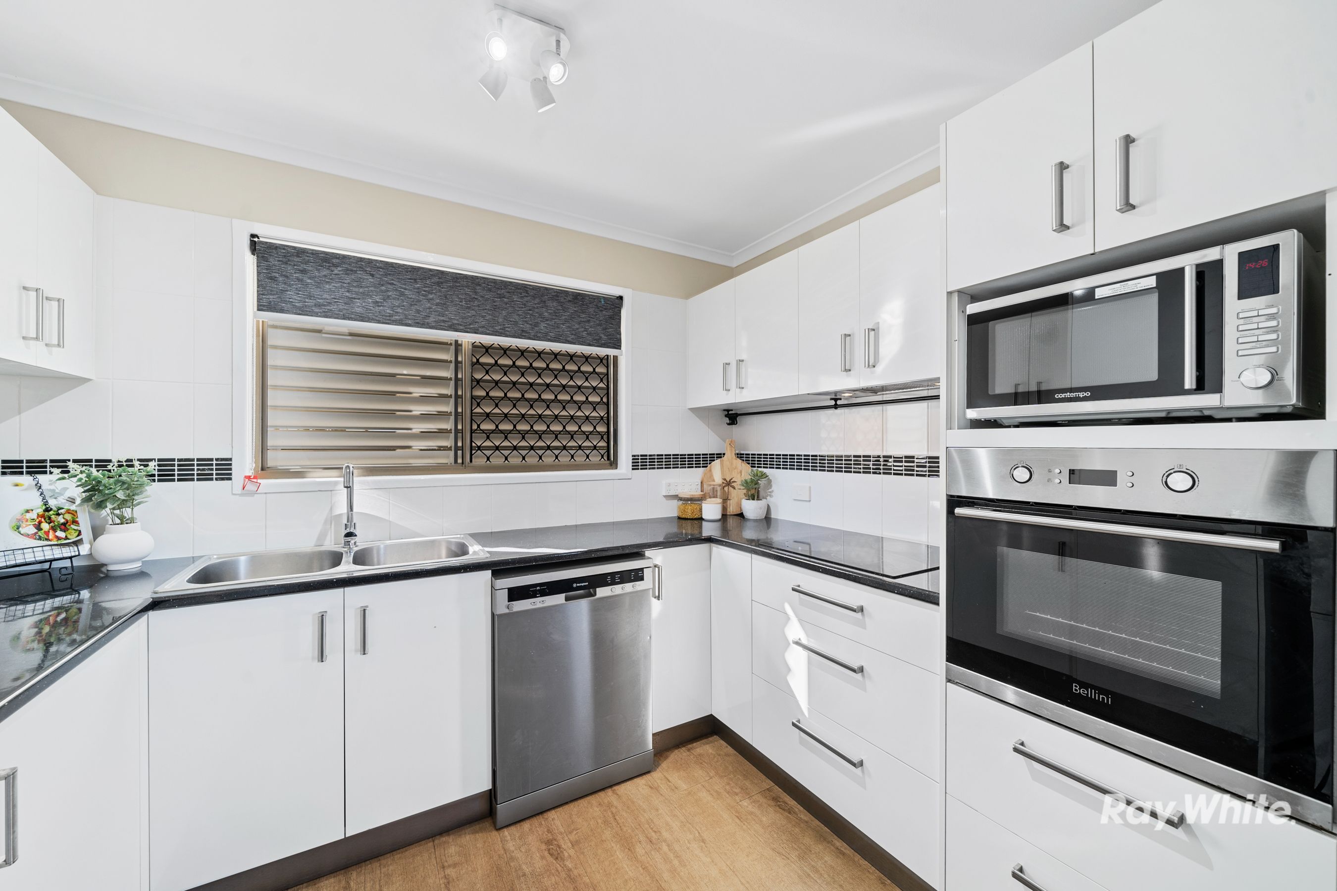 2 Hakari Street, Crestmead, QLD 4132