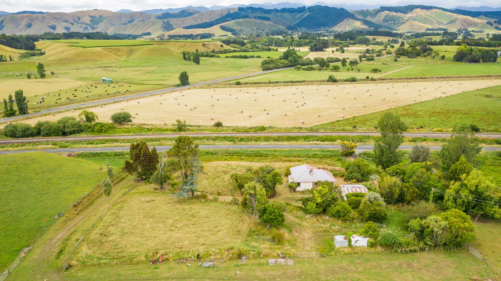 351 Koputoroa Road photo 3