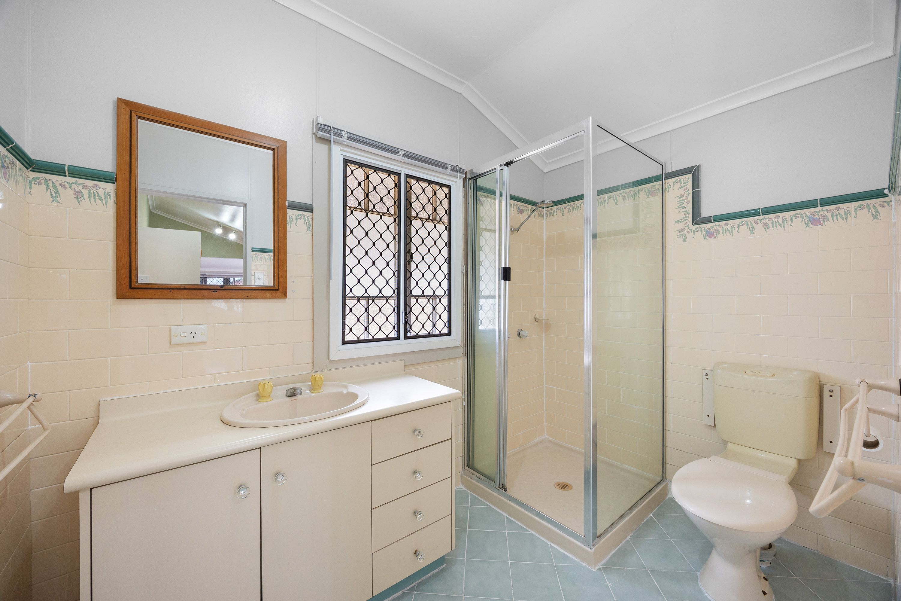45 Eden Street — photo 13 of 25