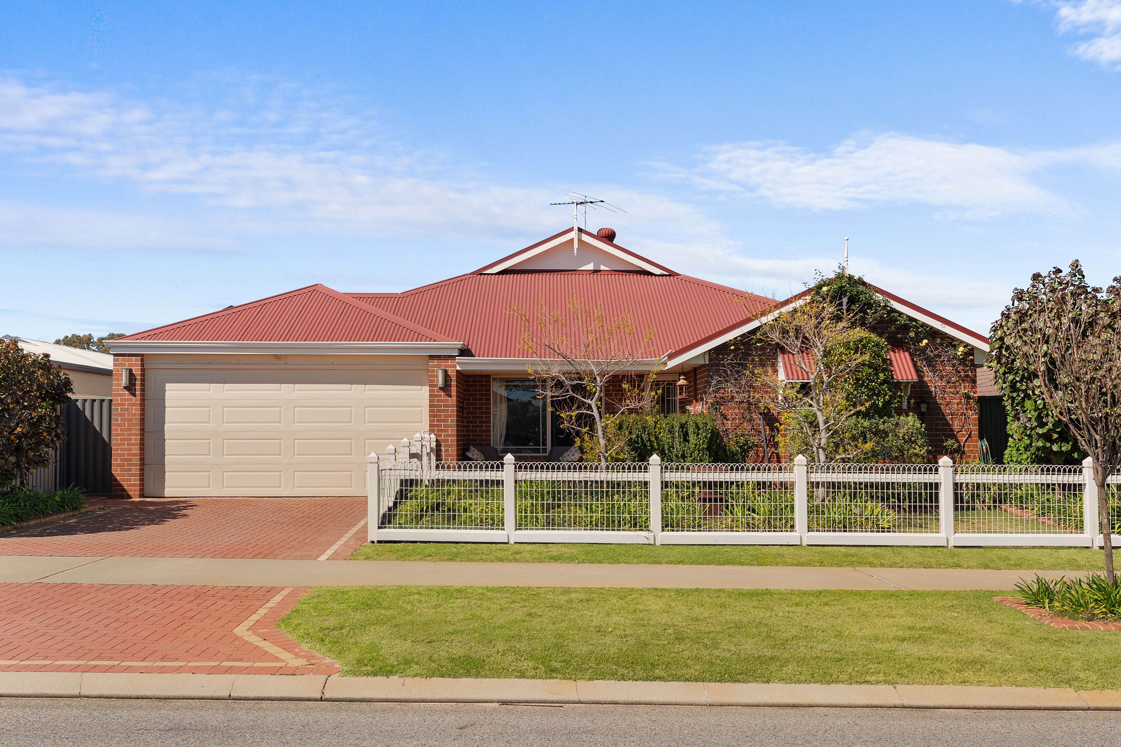106 Smirk Road — photo from Ray White Rockingham Baldivis