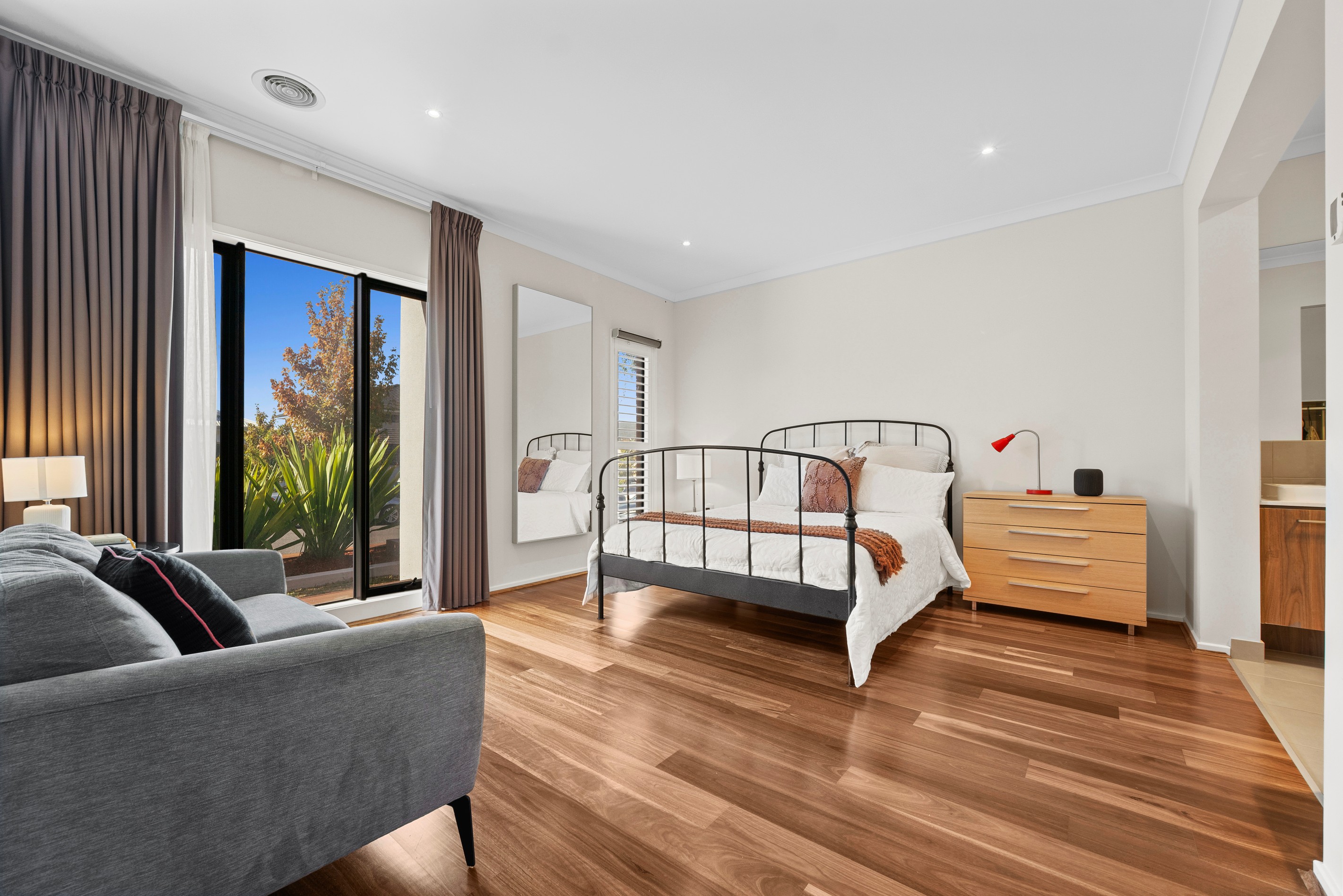 66 Graziers Crescent, Clyde North, VIC 3978