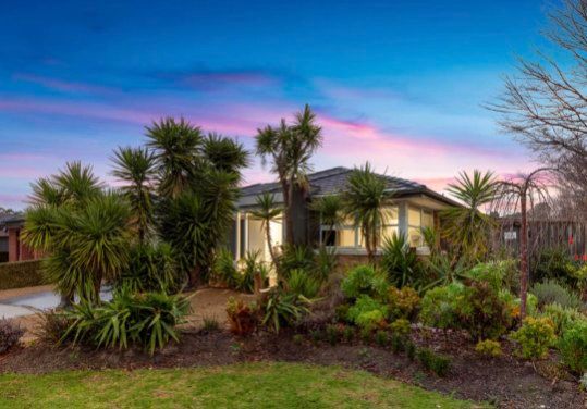 11 Devine Drive, Pakenham, VIC 3810