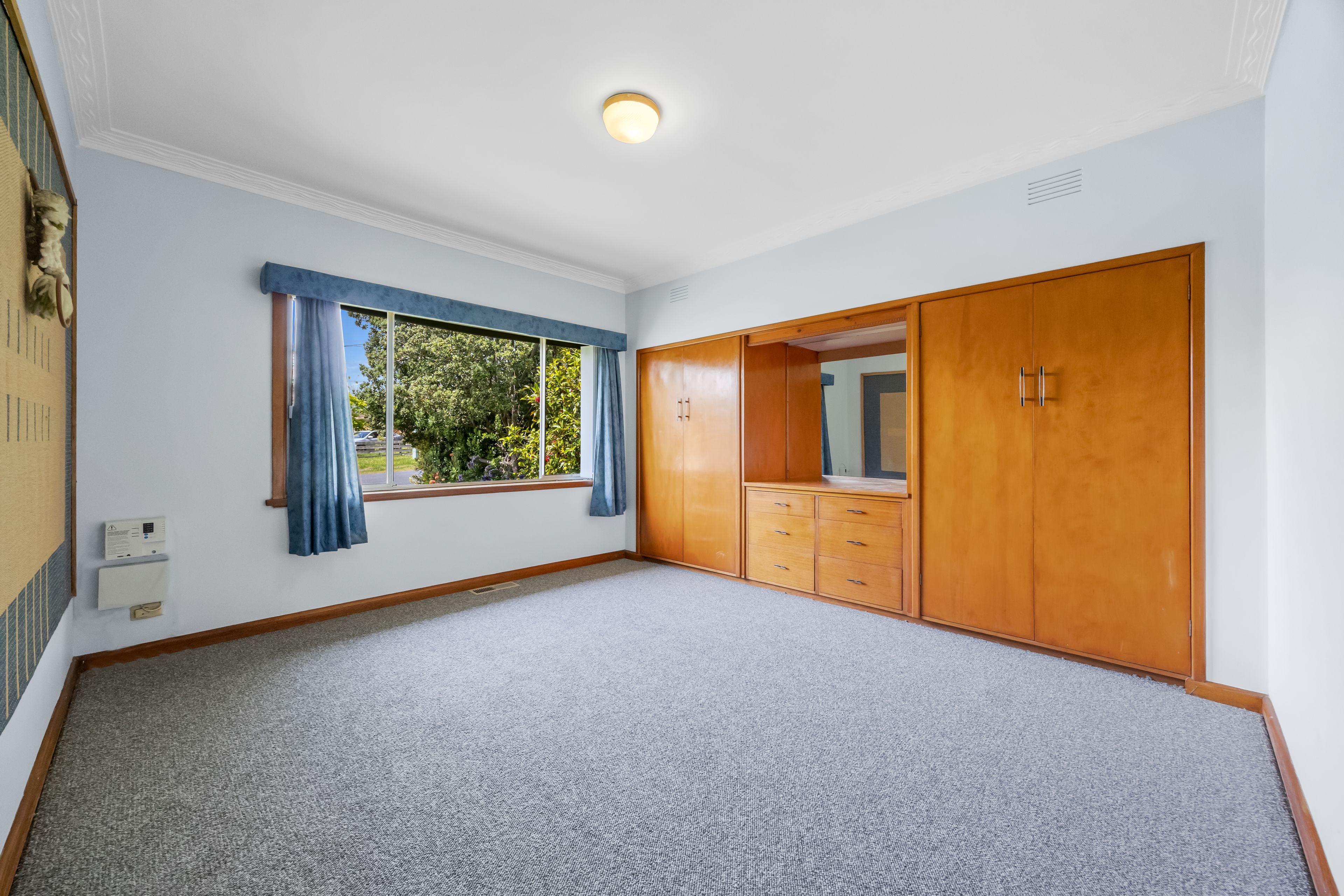 1 Ainley Street — photo 7 of 10