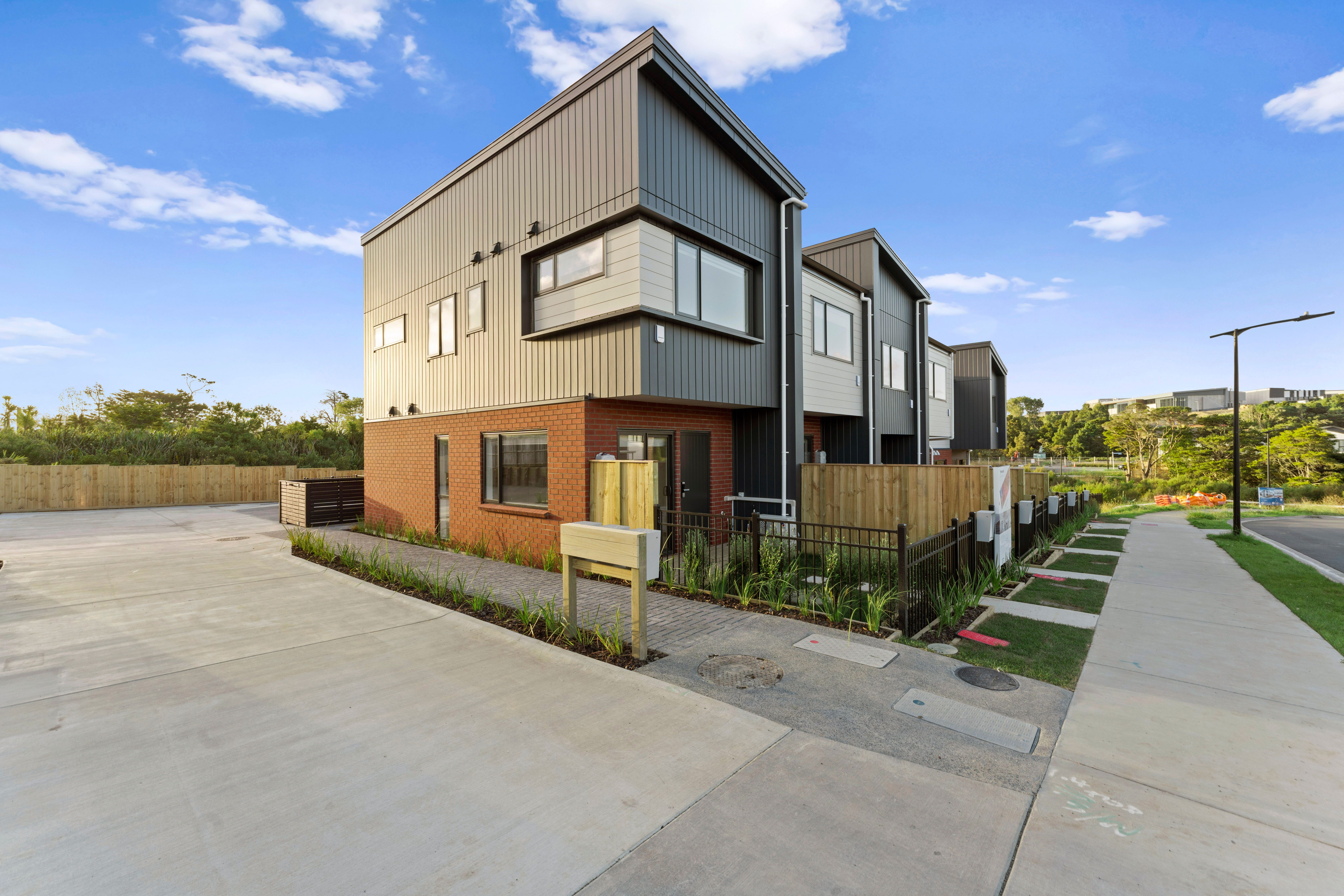 22 Johns Creek Crescent, Silverdale, Rodney