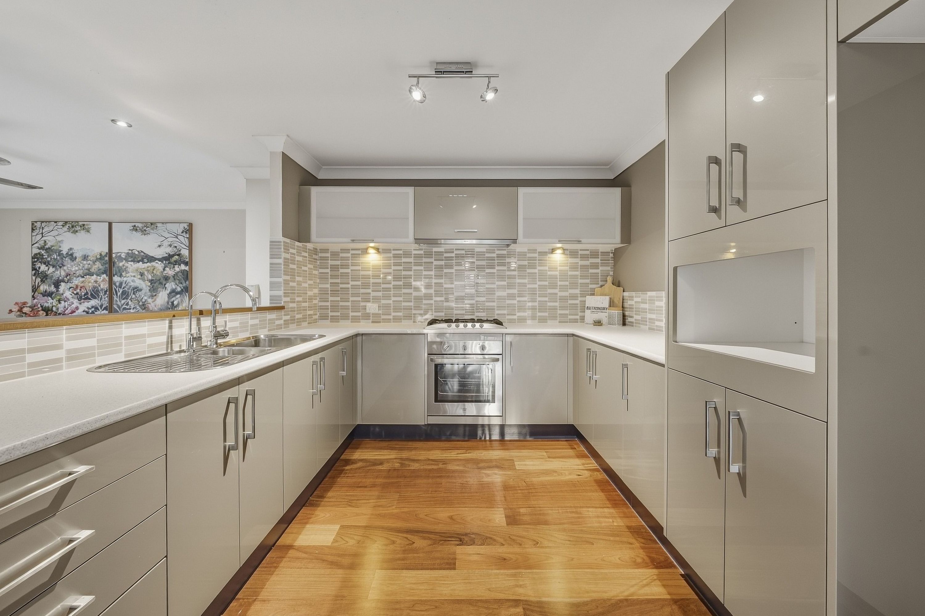 4 Cedarwood Court — photo 3 of 30