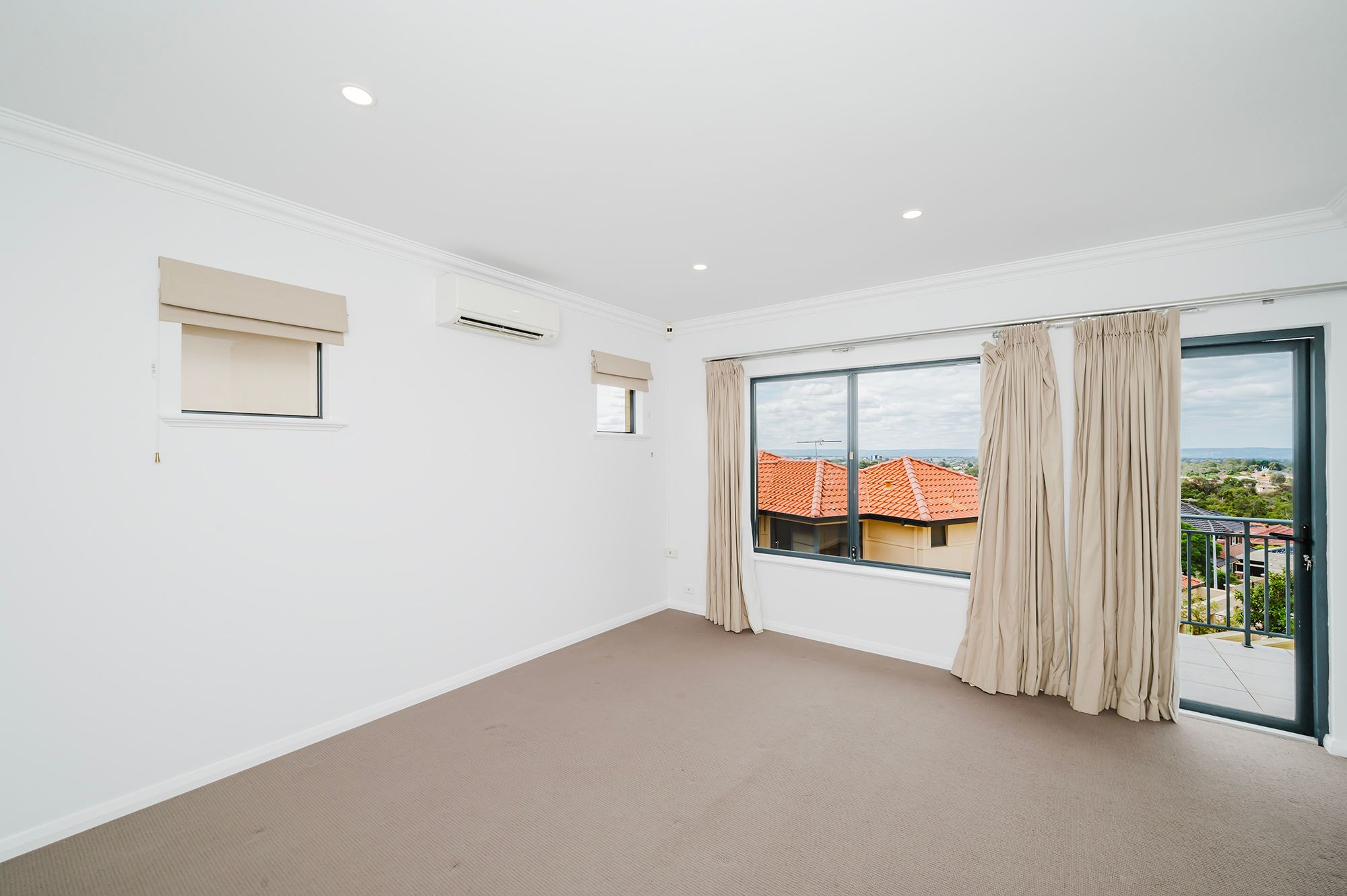 25 Eora Creek Terrace — photo 13 of 30