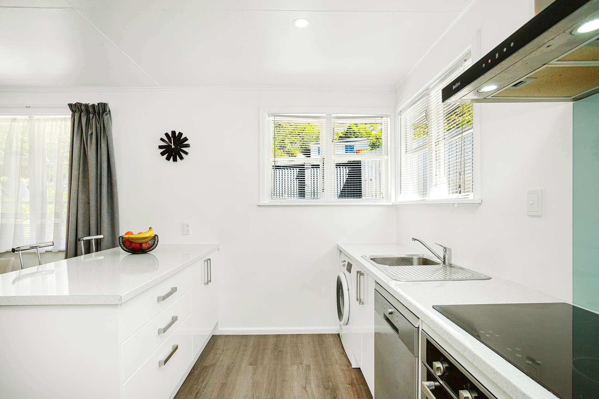 16 Rintoul Grove photo 8