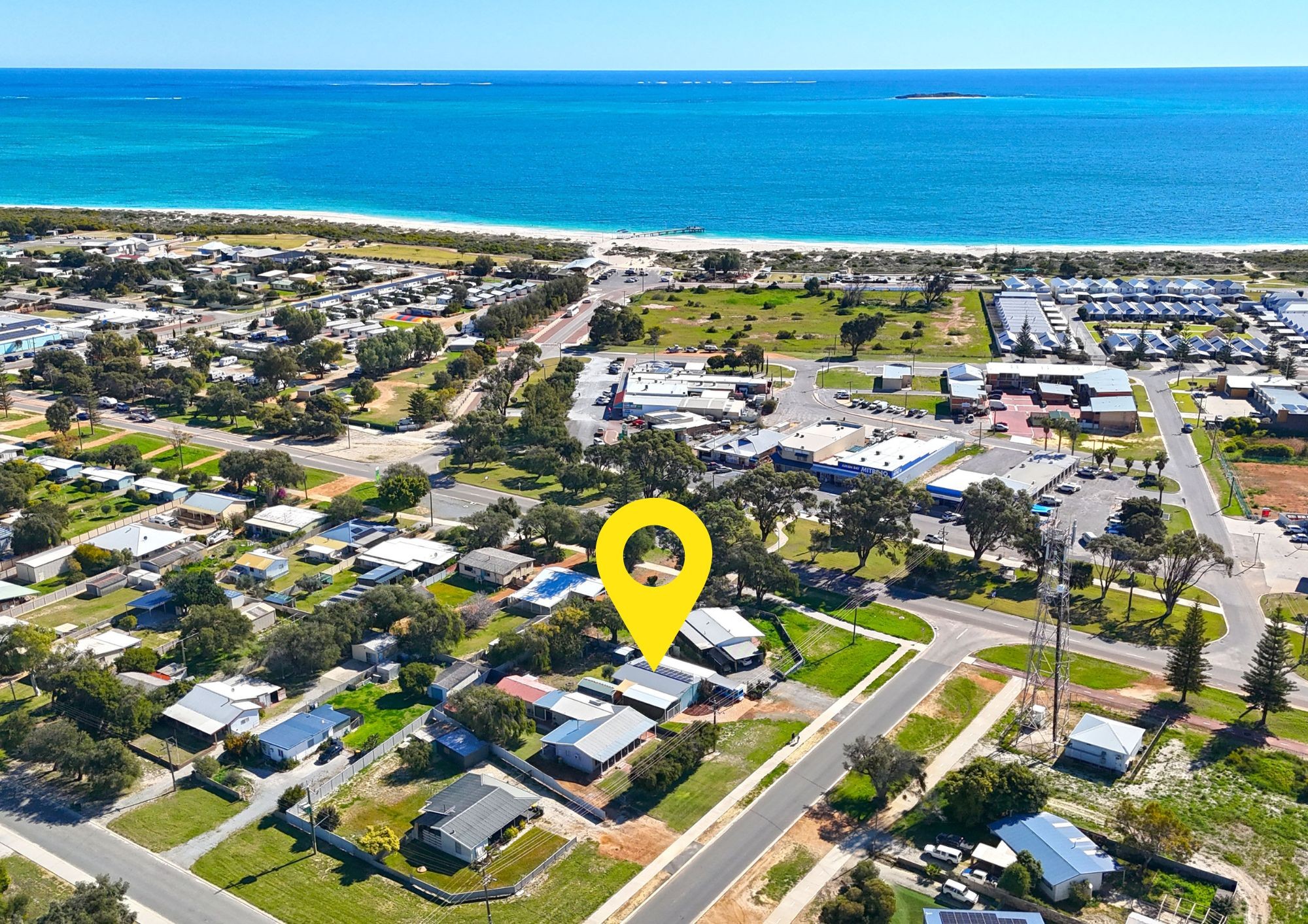4 Whitfield Road, Jurien Bay, WA 6516