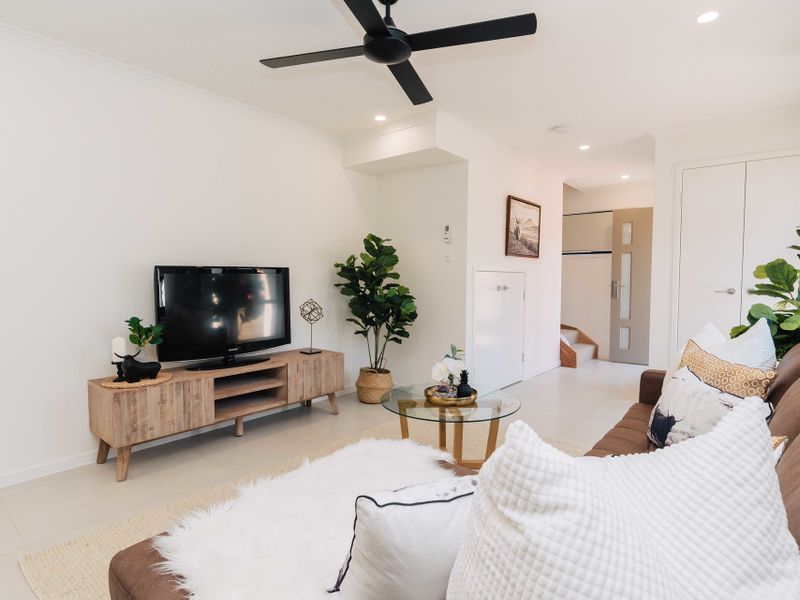 9/100 Spitfire Avenue, Strathpine, QLD 4500