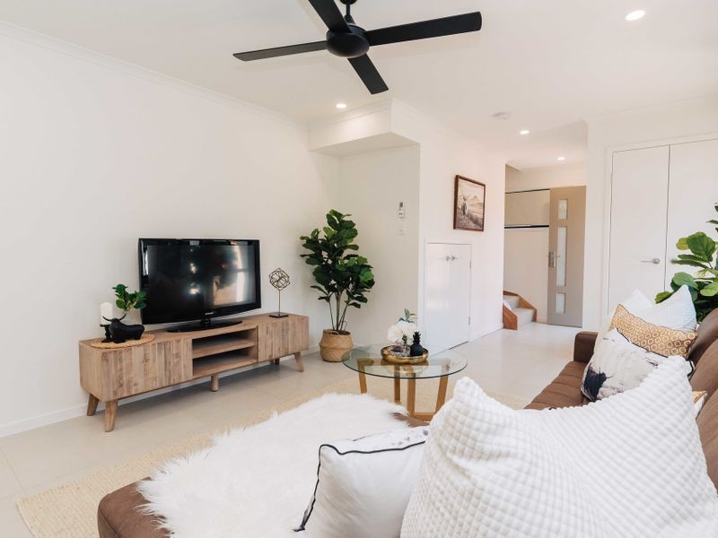 9/100 Spitfire Avenue, Strathpine, QLD 4500