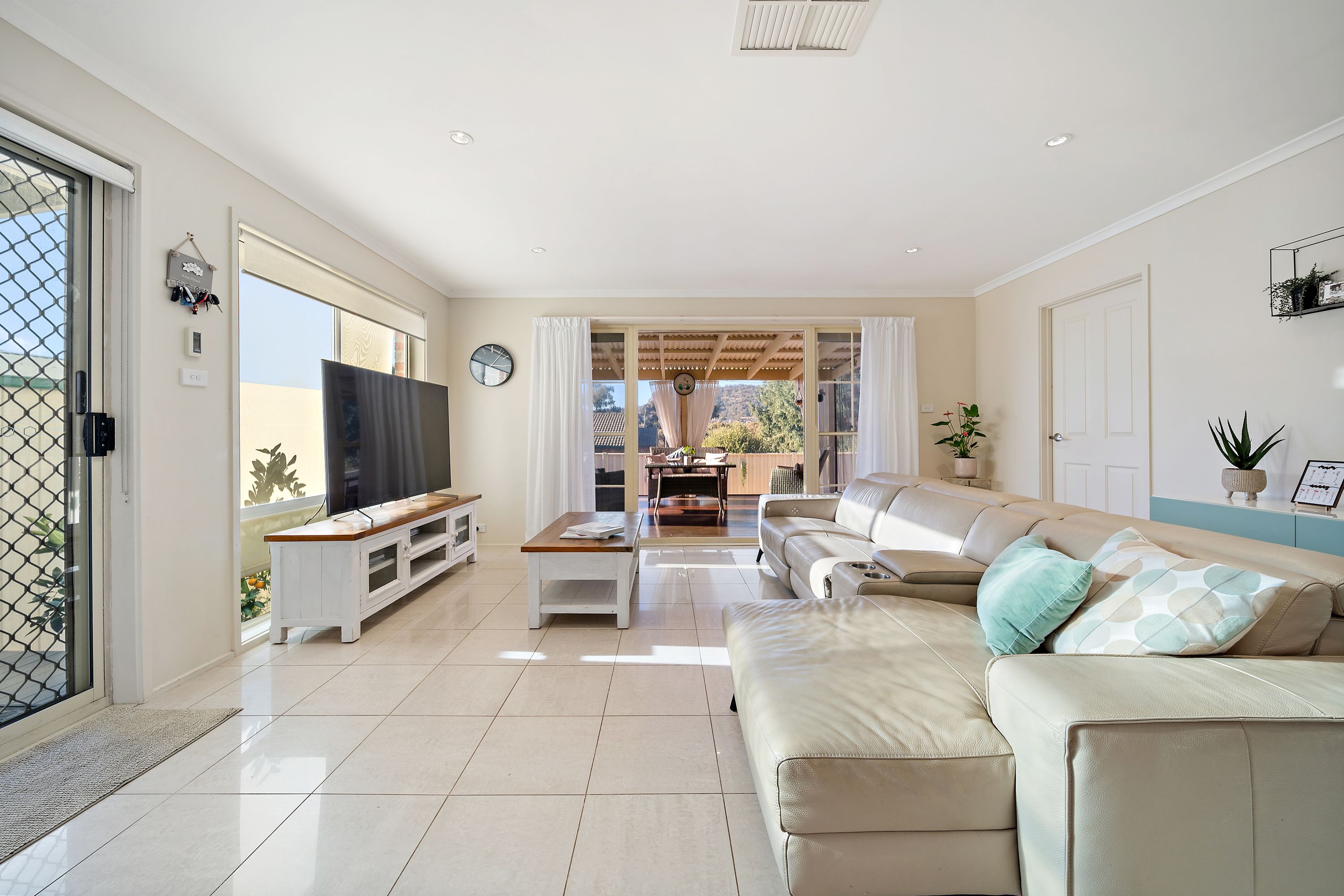 19 Lawlor Place, Gordon, ACT 2906