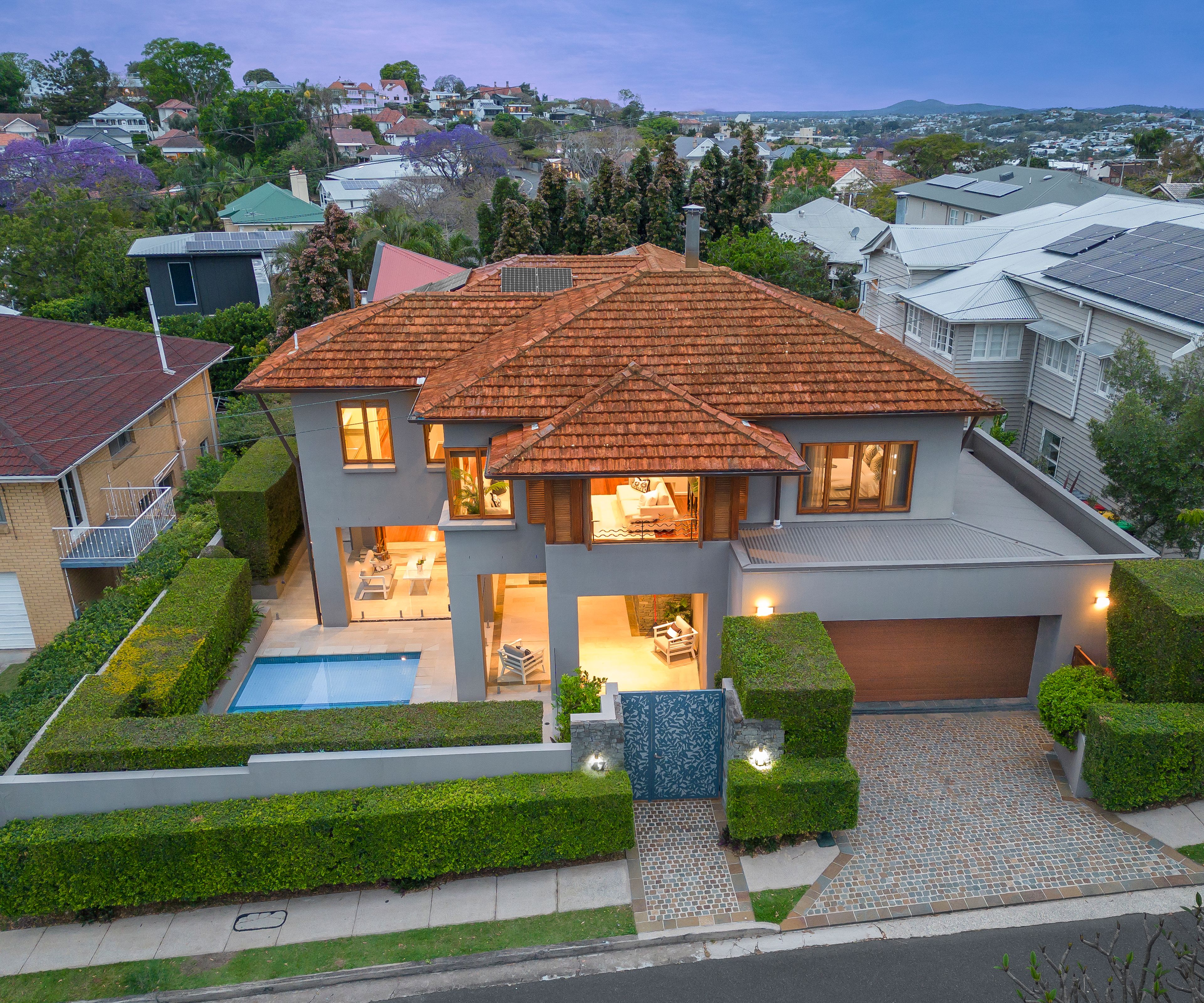 47 Hipwood Road, Hamilton QLD 4007