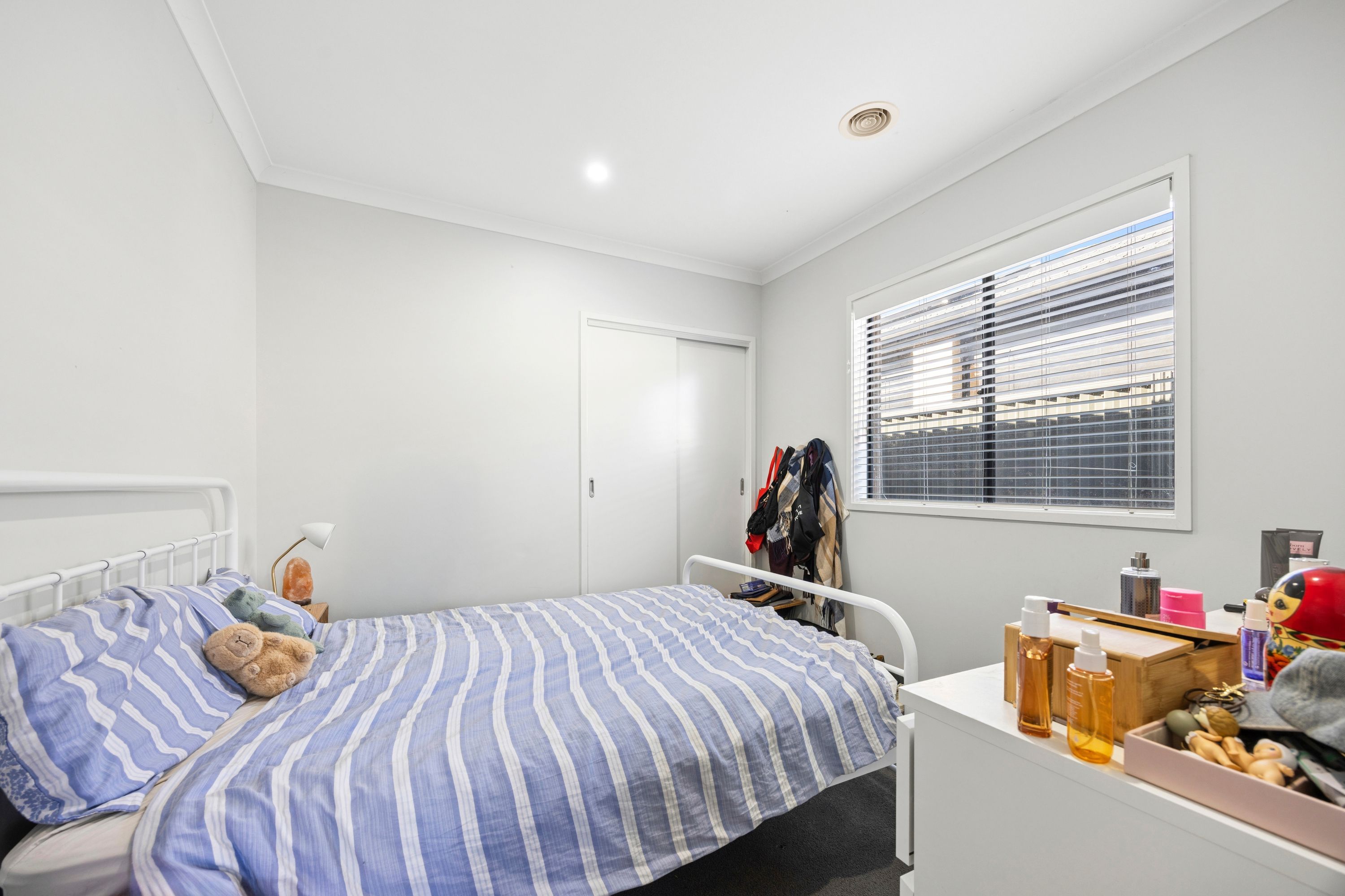 16 Wathaurong Drive — photo 10 of 12