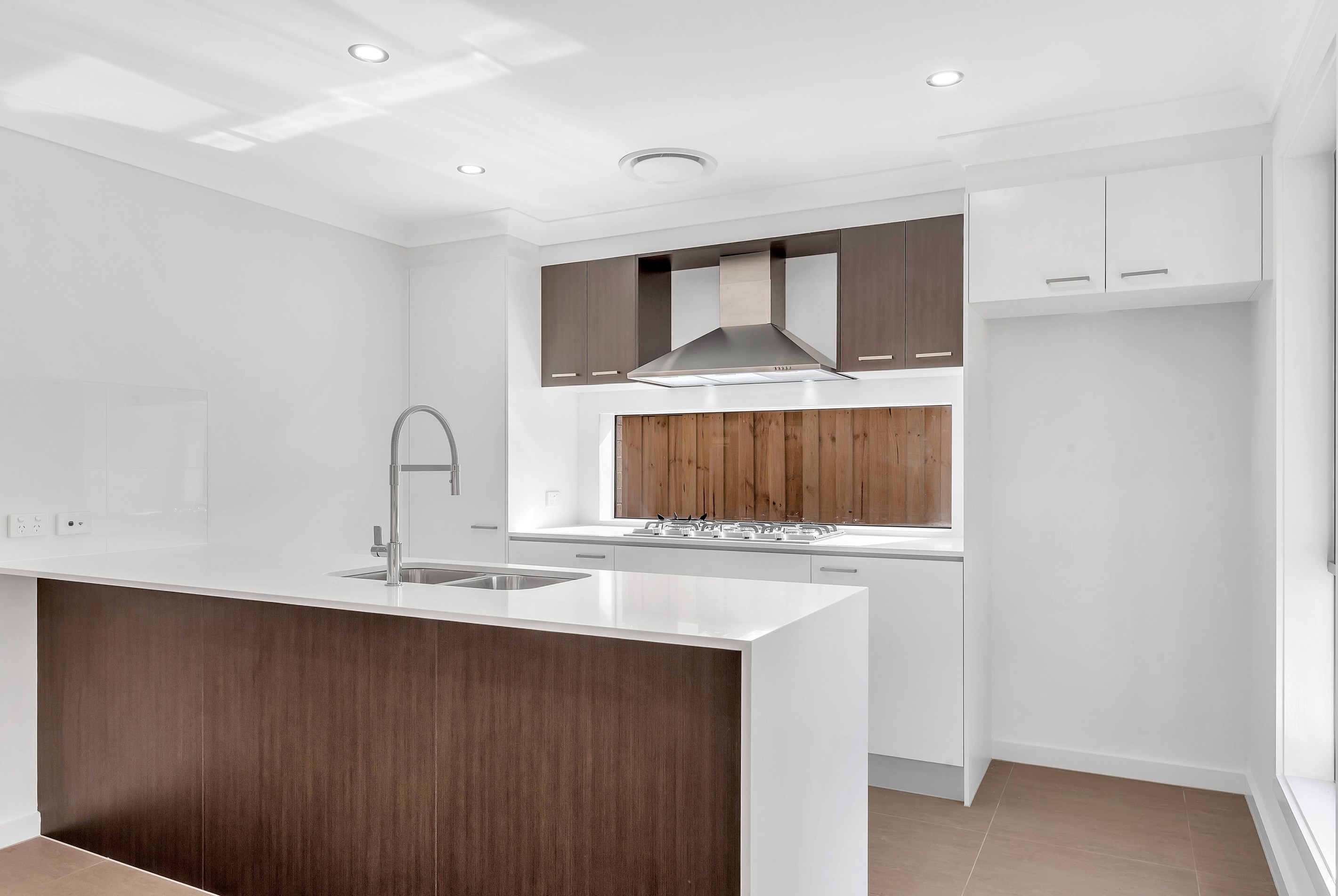 5 KINGSDALE Avenue, Catherine Field, NSW 2557