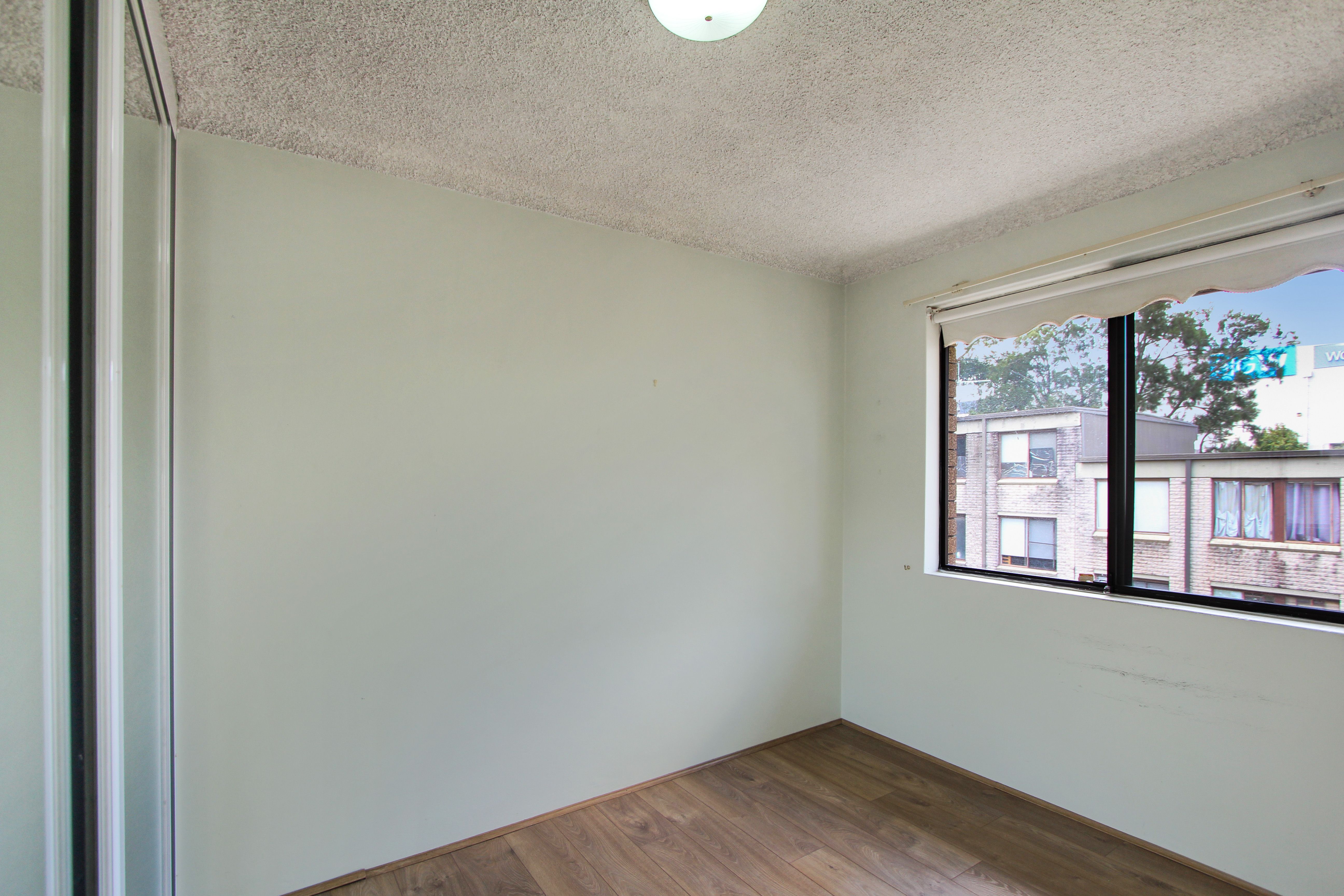 6/19 Cottonwood Crescent — photo 5 of 6