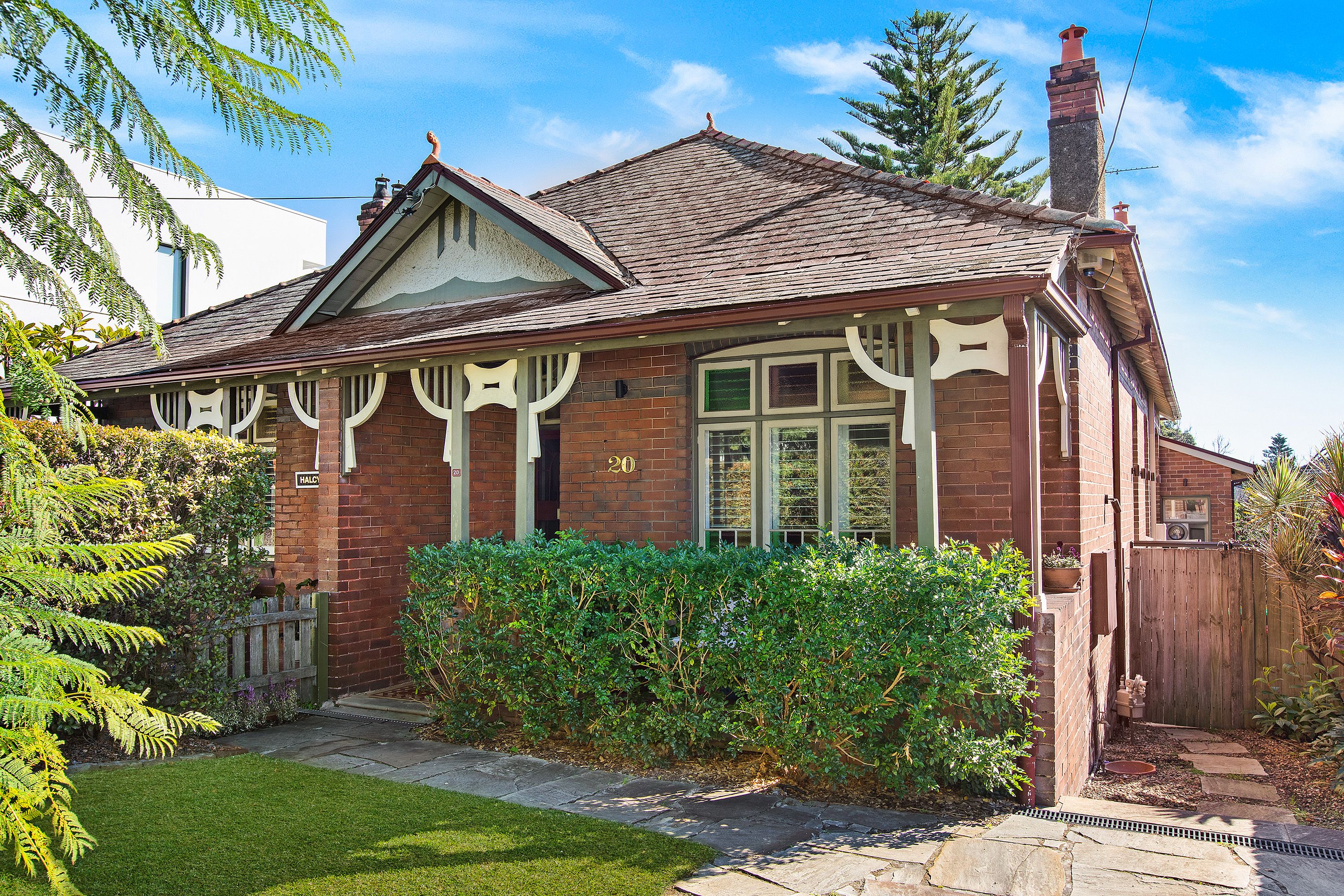 20 Lenore Street, Russell Lea NSW 2046