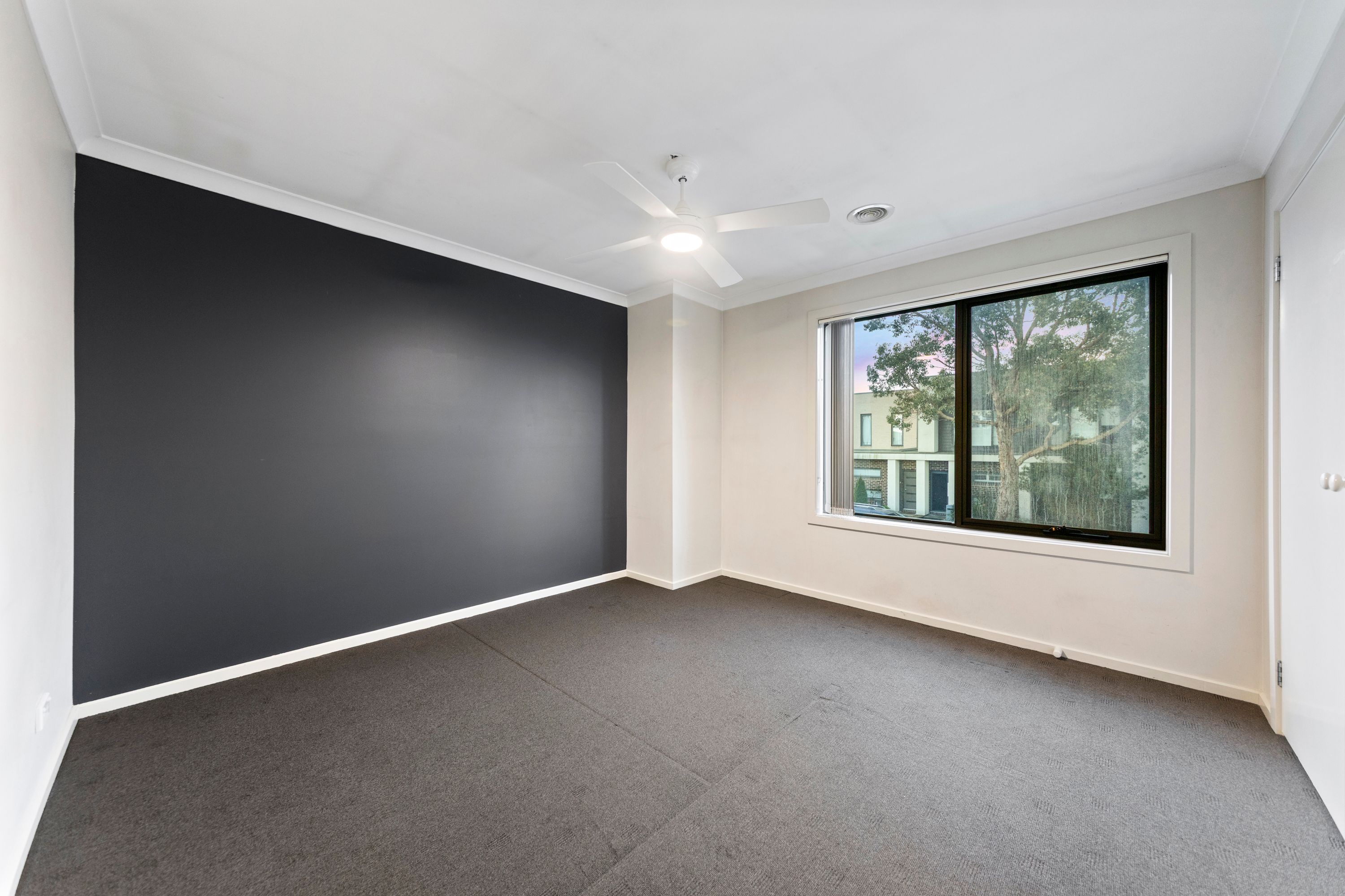 8 Bluestone Street — photo 12 of 28