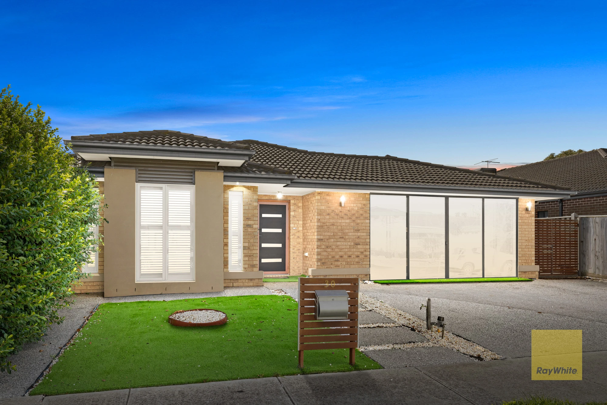 30 Azure Drive, Tarneit, VIC 3029